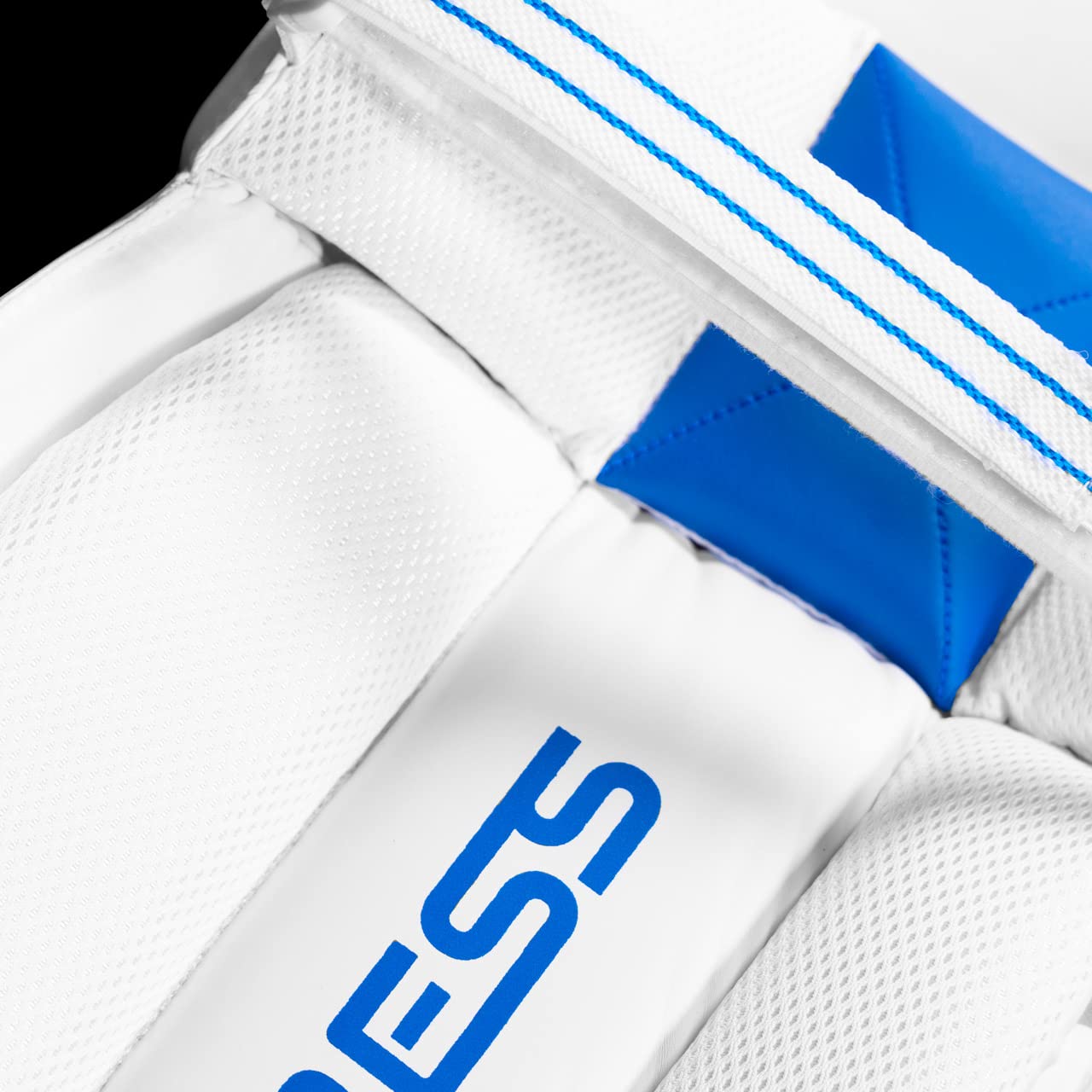 FORTRESS Original 100 Cricket Batting Pads - Professional Leg Protection for Cricket Players - Perfect for Practice & Matches