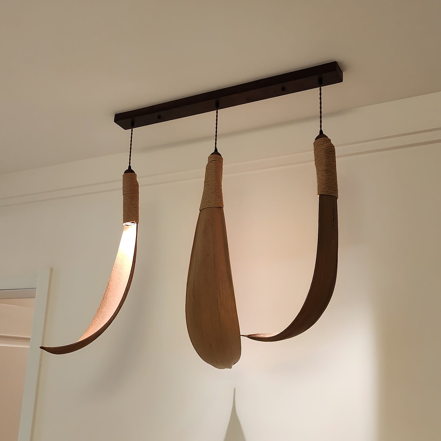 Handmade Cocoa Leaf Pendant Light - Natural Boho Hanging Lamp for Living Room, Bedroom & Dining Room Decor