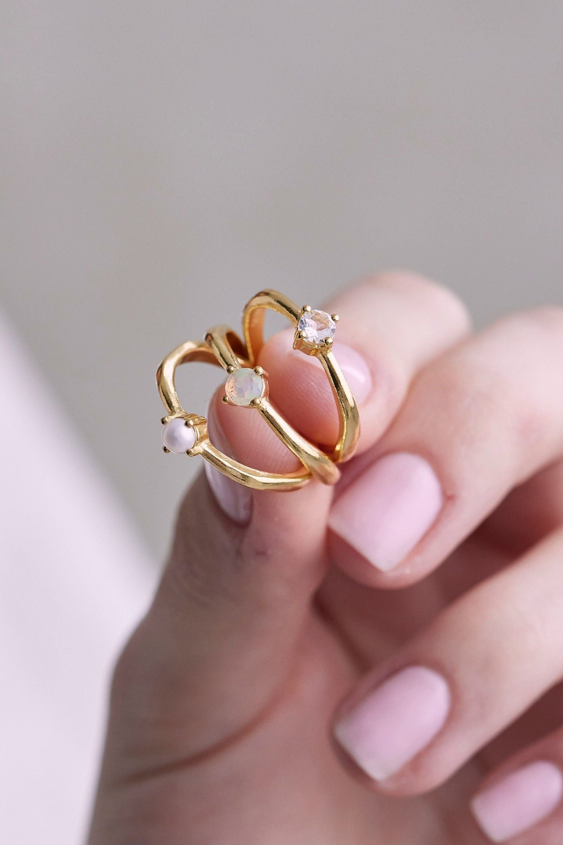 April Birthstone Ring - Genuine Topaz Gold Jewelry for Women, Perfect Gift for April Birthdays, Anniversaries & Special Occasions