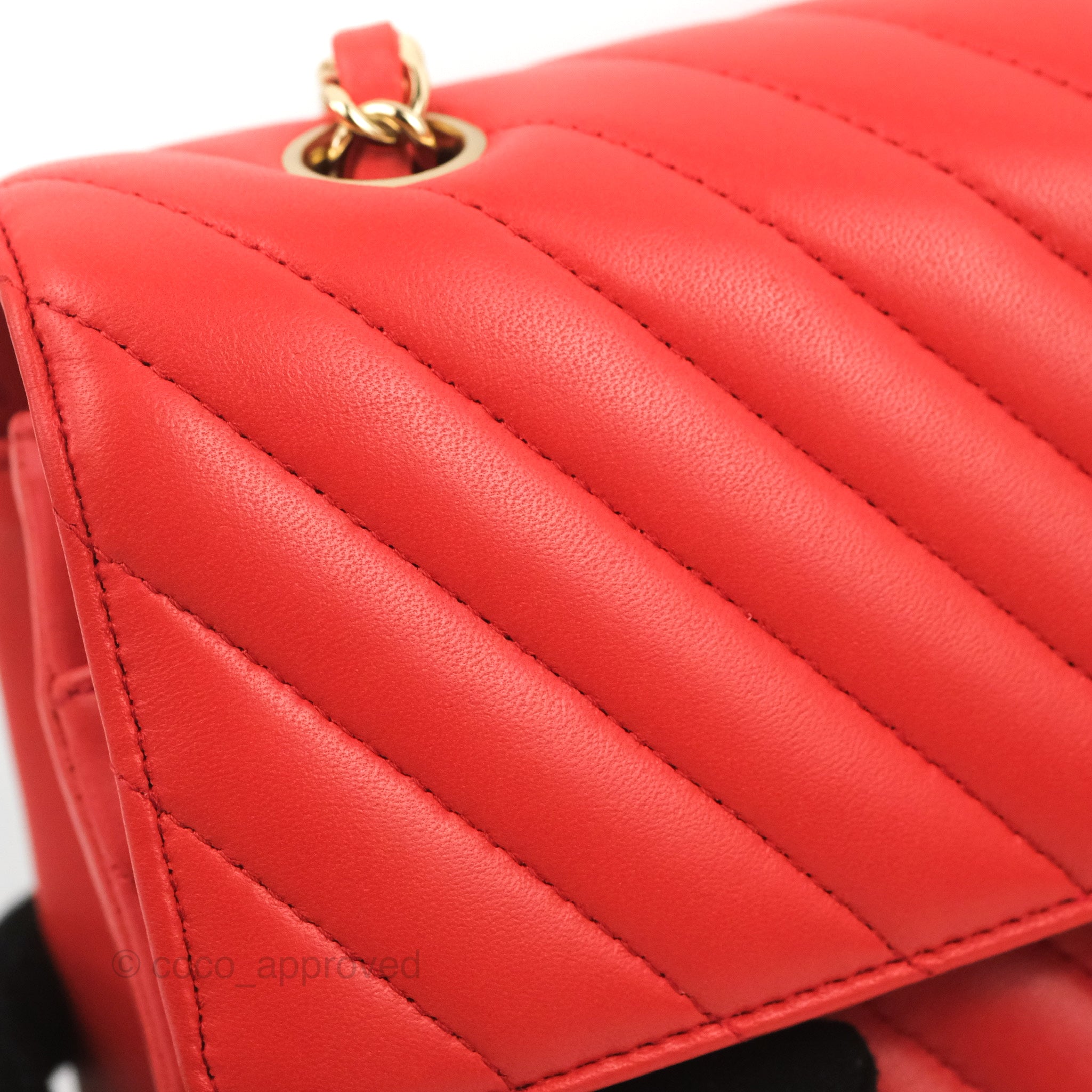 Chanel Classic Medium Flap Bag - Chevron Red Lambskin Leather with Gold Hardware | Luxury Designer Handbag for Women | Perfect for Date Night, Parties & Special Occasions