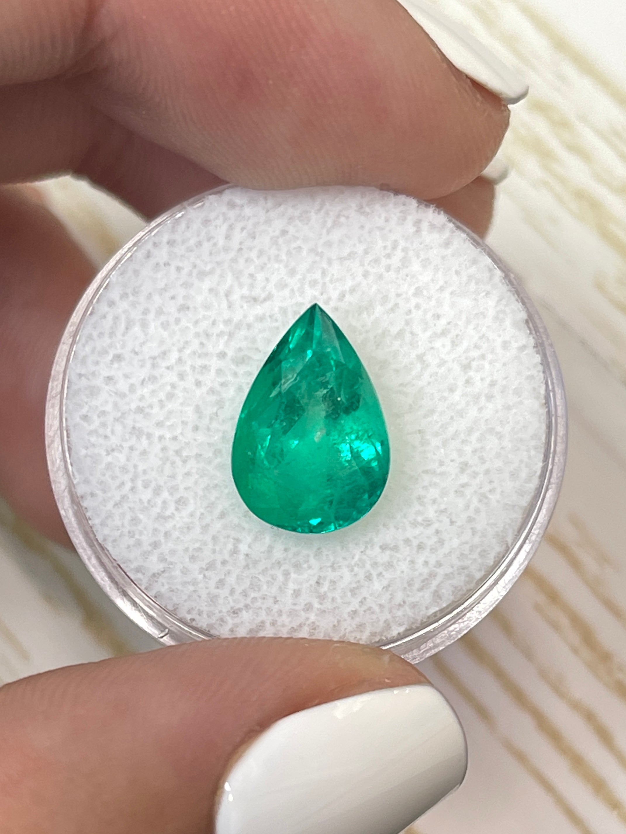 4.0 Carat 13x9mm Yellowish Green Natural Loose Colombian Emerald Pear Cut Gemstone for Jewelry Making, Engagement Rings & Fine Collections