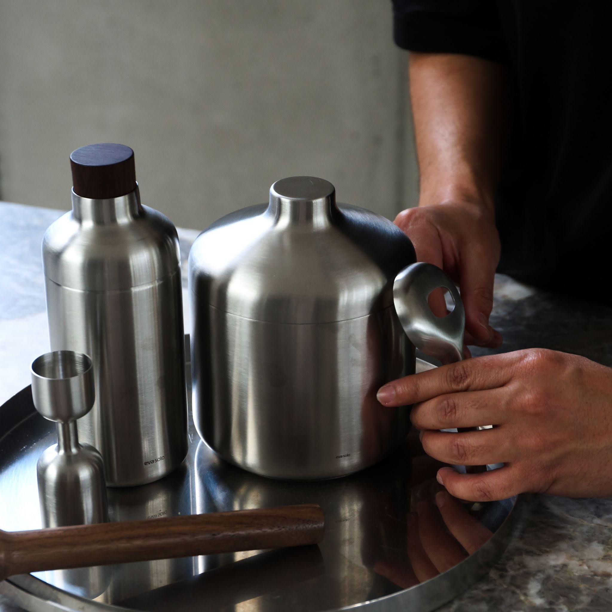EVA SOLO Insulated Ice Bucket - Premium Stainless Steel Wine Chiller with Lid, Perfect for Parties, Picnics & Outdoor Entertaining