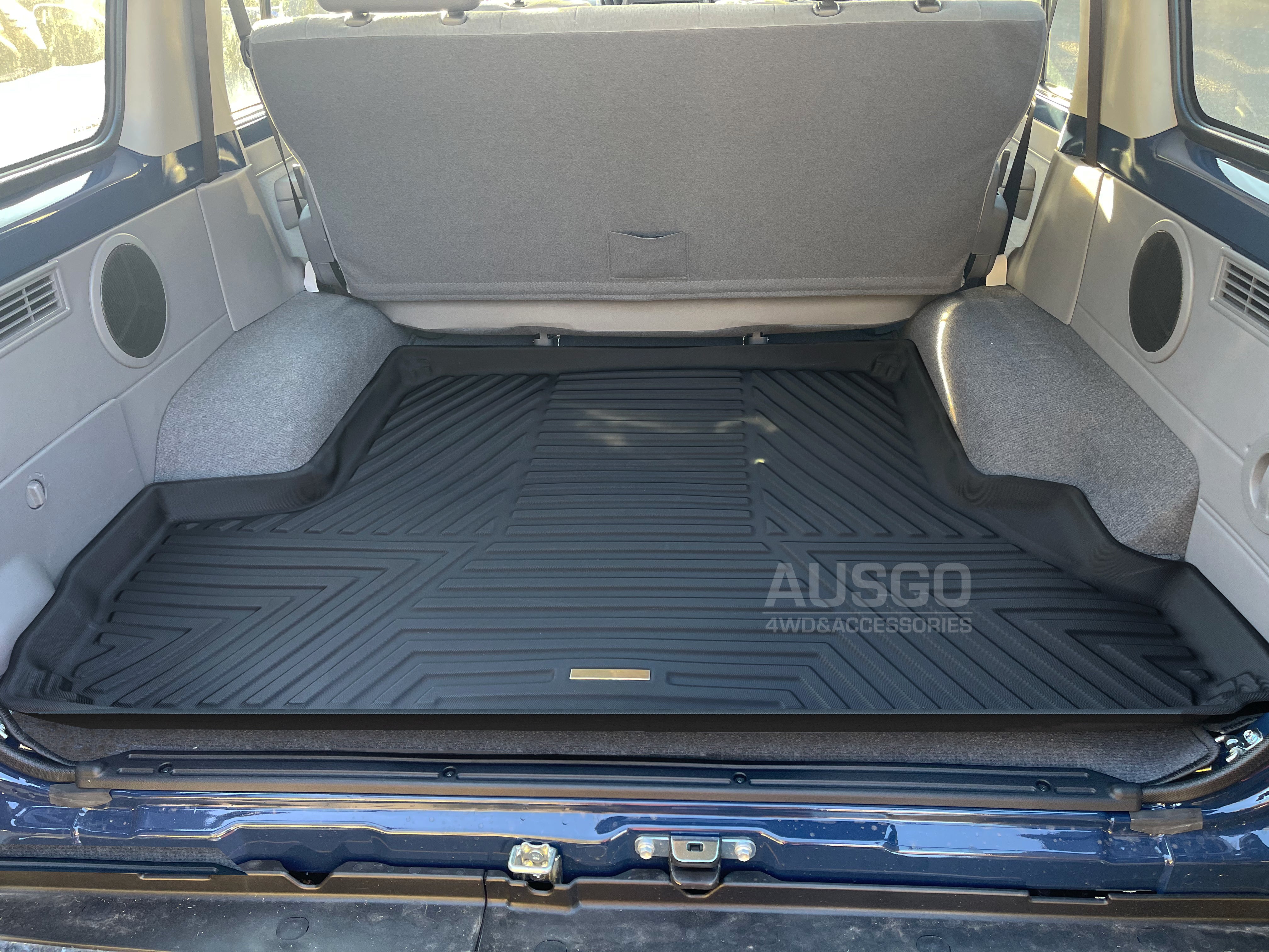 5D Custom Fit Car Floor Mats for Toyota LandCruiser 76 Series LC76 (2012-2023) - All-Weather Protection & Easy Cleaning - Perfect for Off-Road Adventures & Daily Commutes