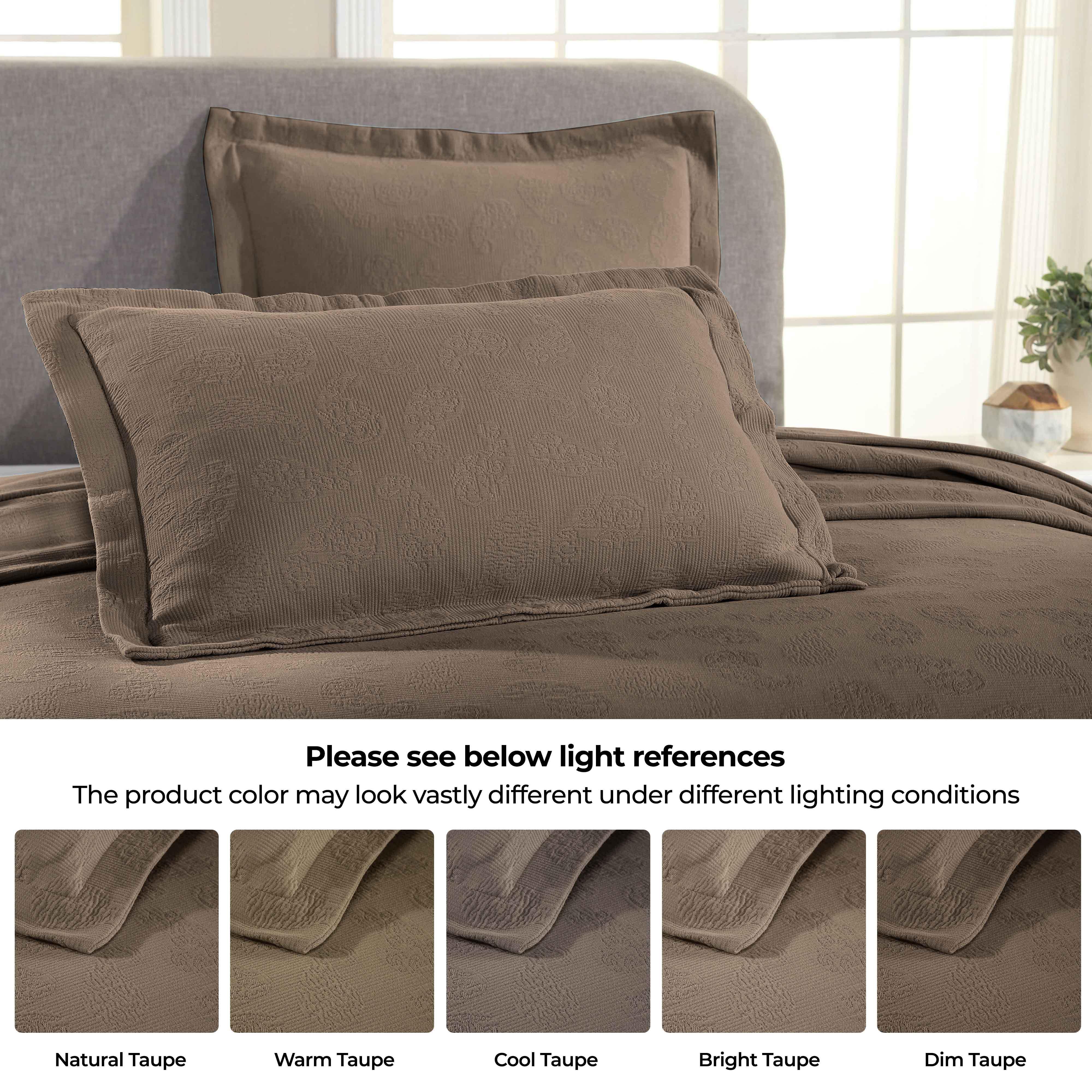 Jacquard Matelassé Paisley Cotton Bedspread Set - Queen Size Luxury Bedding Cover for Master Bedroom & Guest Room - Perfect for Home Decor, Hotel, and Airbnb Styling