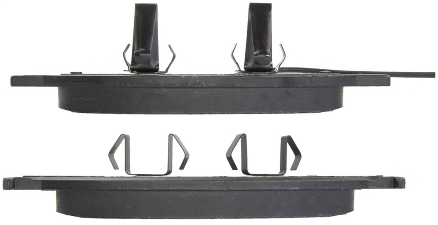 StopTech 308.10240 Front Street Brake Pads with Shims - High Performance Braking for Cars, Trucks & SUVs - Perfect for Daily Commuting and Performance Driving