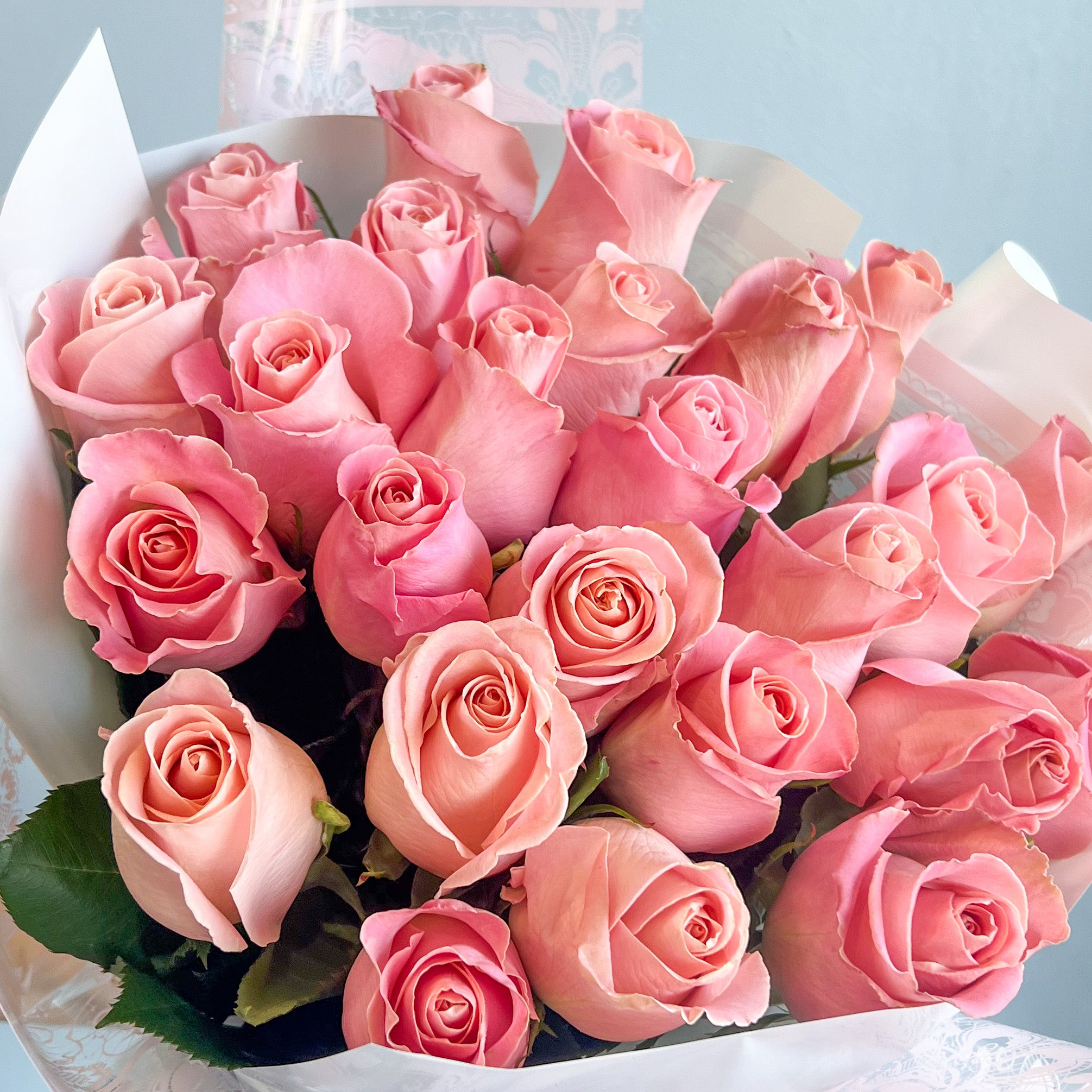 Fresh Pink Roses Bouquet - Premium Long Stem Roses for Weddings, Anniversaries & Romantic Gifts | Perfect for Valentine's Day, Mother's Day & Home Decor