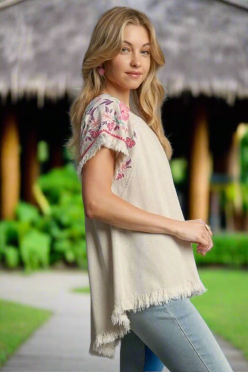 Boho Linen Top for Women - Round Neck High Low Hem Frayed Details - Casual Summer Beachwear & Festival Outfit
