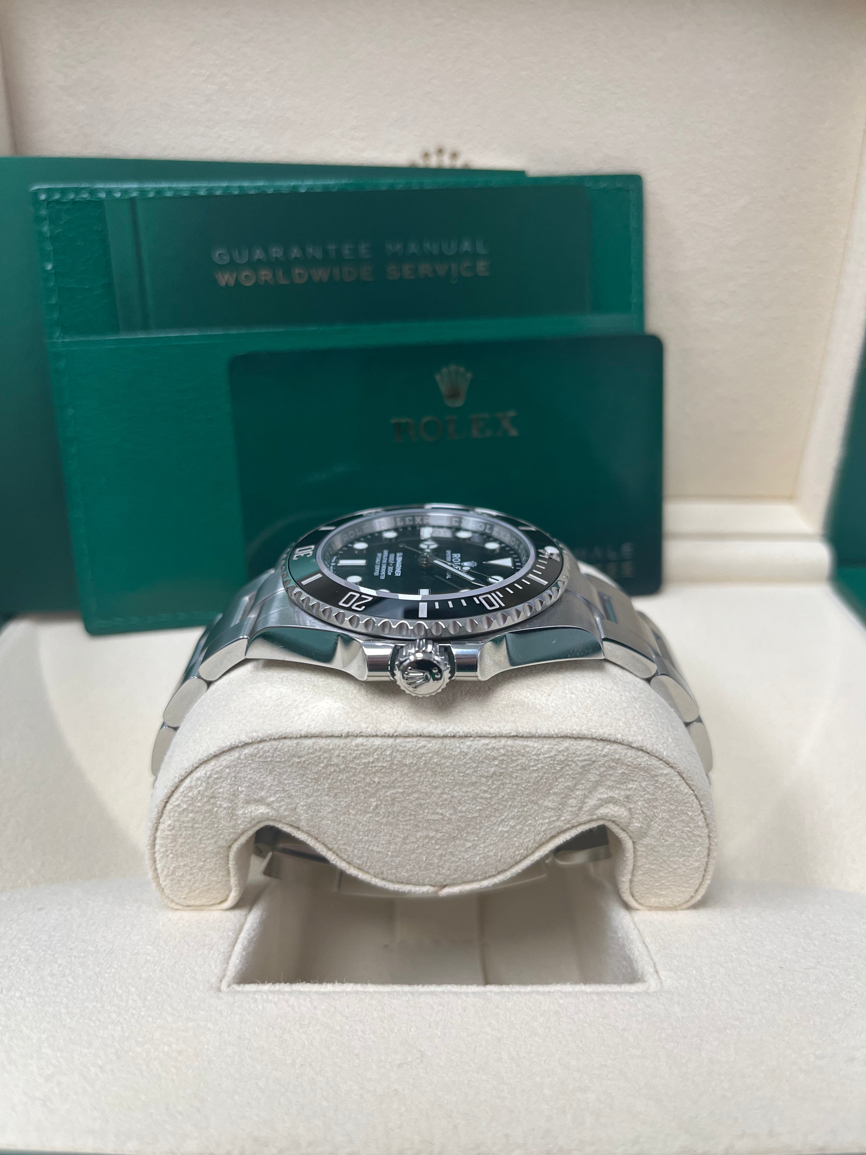 Rolex Submariner No Date 124060 Men's Luxury Watch - Black Dial Stainless Steel Dive Watch for Professional Scuba Diving & Everyday Wear