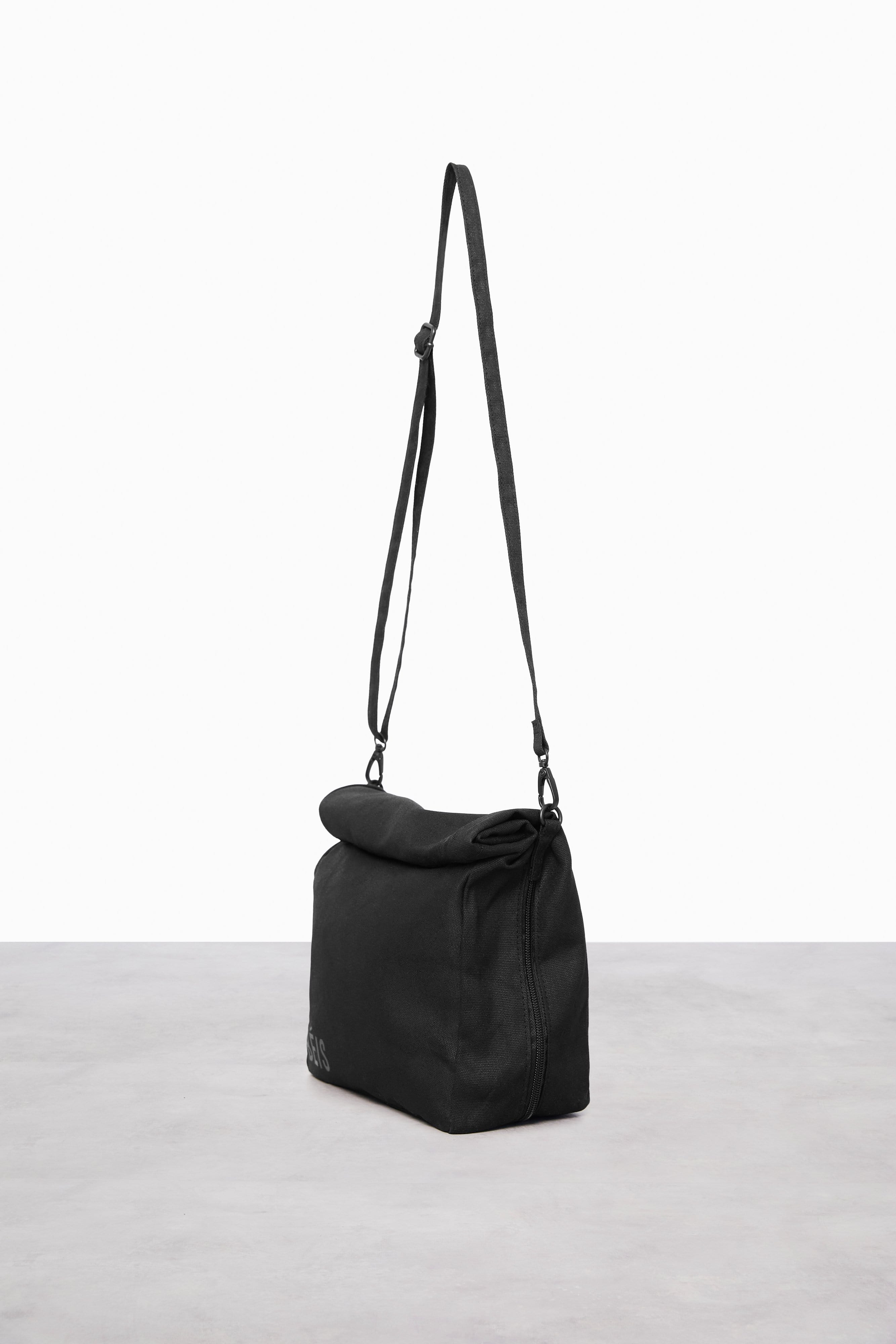 Premium Insulated Lunch Bag in Black - Leakproof & Reusable for Work, School, Picnics & Outdoor Activities