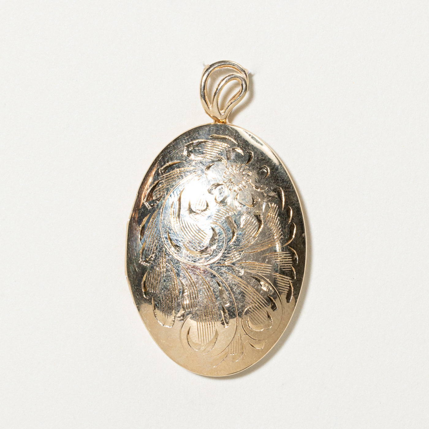 10K Yellow Gold Floral Engraved Heart Locket Necklace for Women - Perfect Gift for Anniversary, Birthday & Valentine's Day | Jewelry for Special Occasions