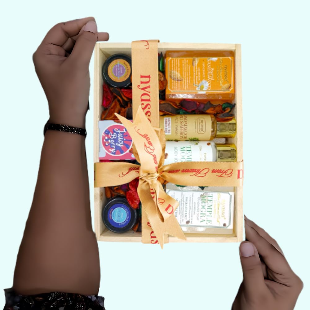NYASSA Premium Bath and Body Care Gift Set for Women & Men - 7-Piece Luxury Spa Kit with Natural Ingredients in Elegant Wooden Box - Perfect for Anniversary, Birthday, Valentine's Day & Self-Care Moments