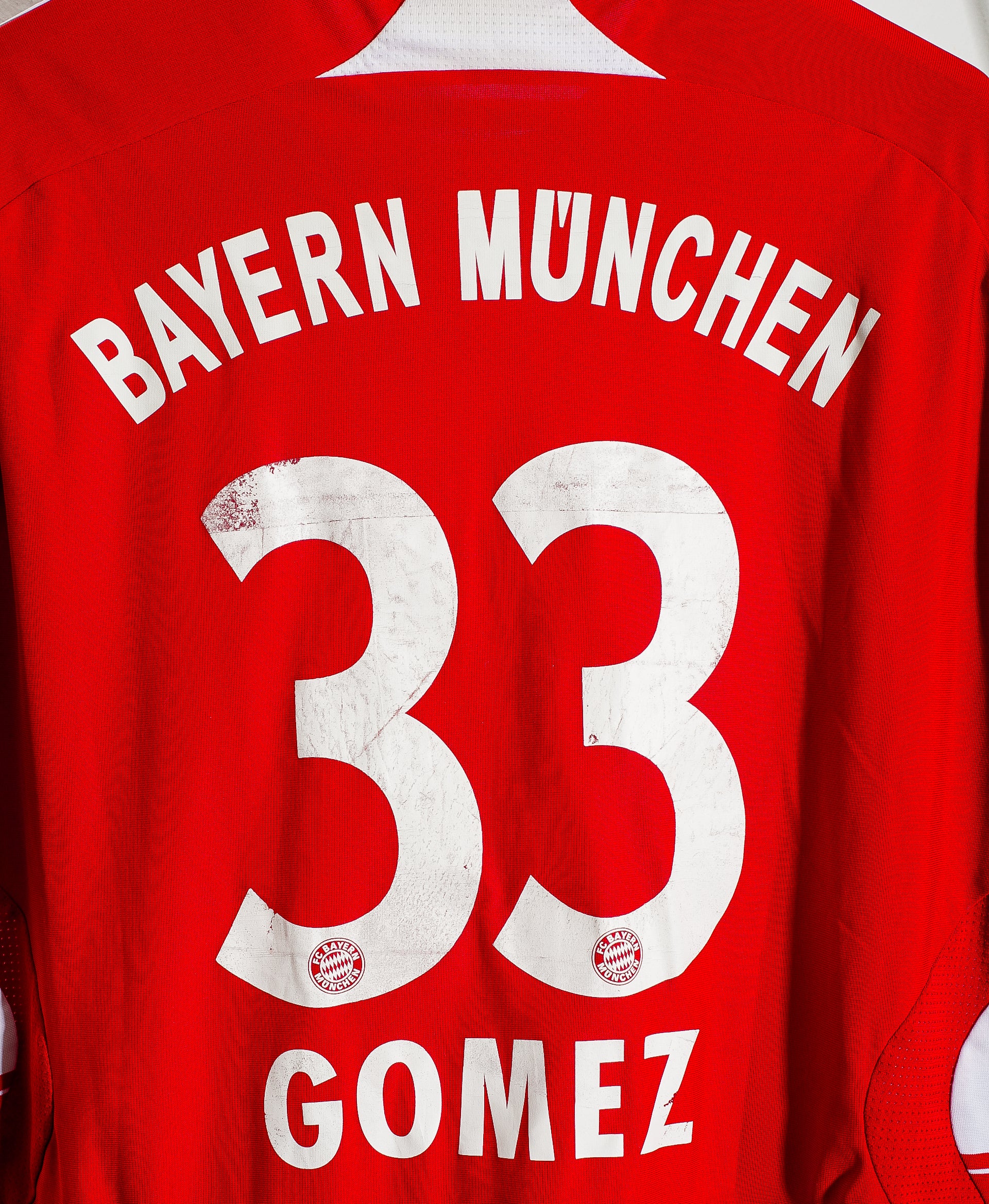 2008 Bayern Munich Home Jersey #33 Gomez - XL Size, Authentic Soccer Shirt for Fans & Collectors - Perfect for Matchdays, Gifts & Memorabilia