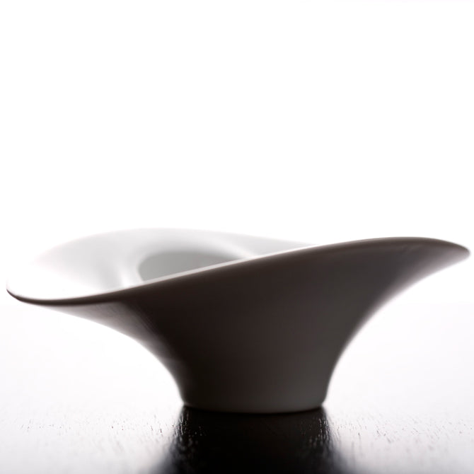 Premium Oval Miska Bowl by Crucial Detail - Handcrafted Ceramic Serving Bowl for Salads, Pasta & Desserts - Elegant Tableware for Dining & Entertaining
