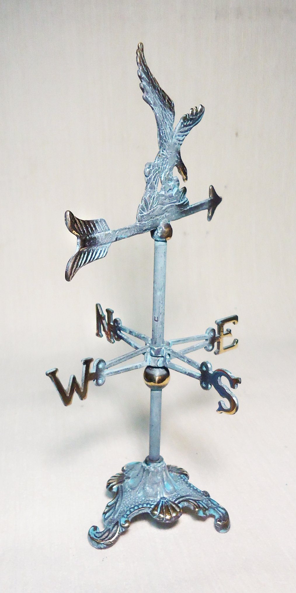 Brass Eagle Mini Weather Vane for Desk - 12.5 Inch Decorative Desktop Weathervane for Home Office Decor | Perfect for Garden Enthusiasts, Weather Lovers & Unique Gift Ideas