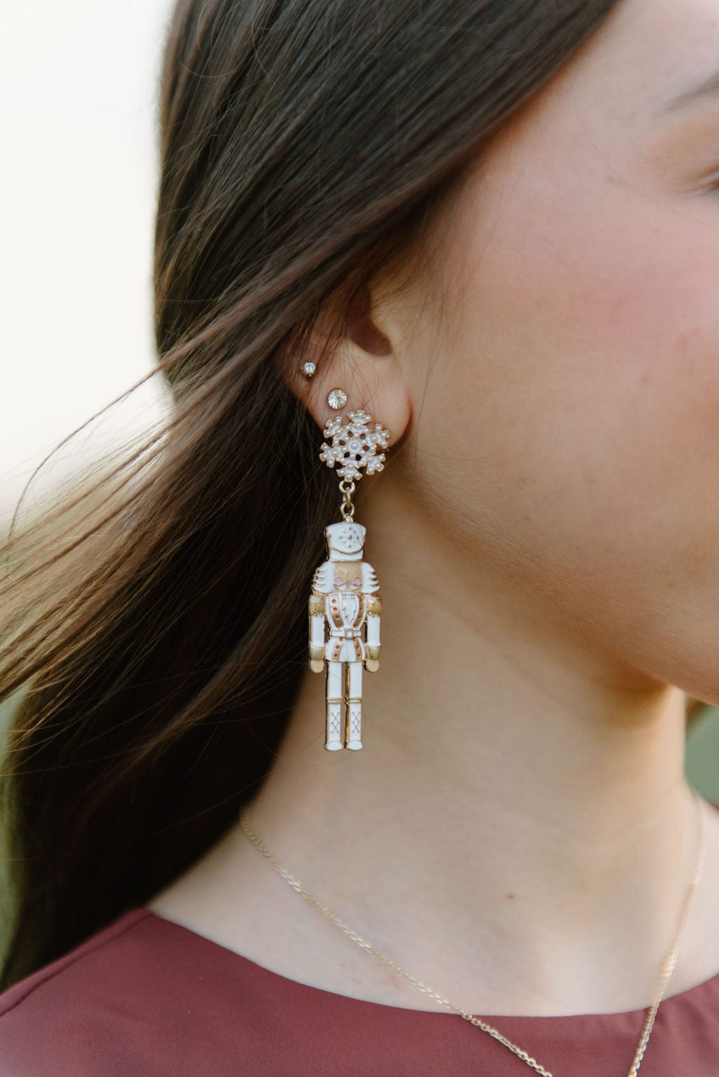 Exquisite Pearl Snowflake Nutcracker Drops - Elegant Christmas Tree Ornaments for Holiday Decorations, Party Favors, and Festive Gift Giving