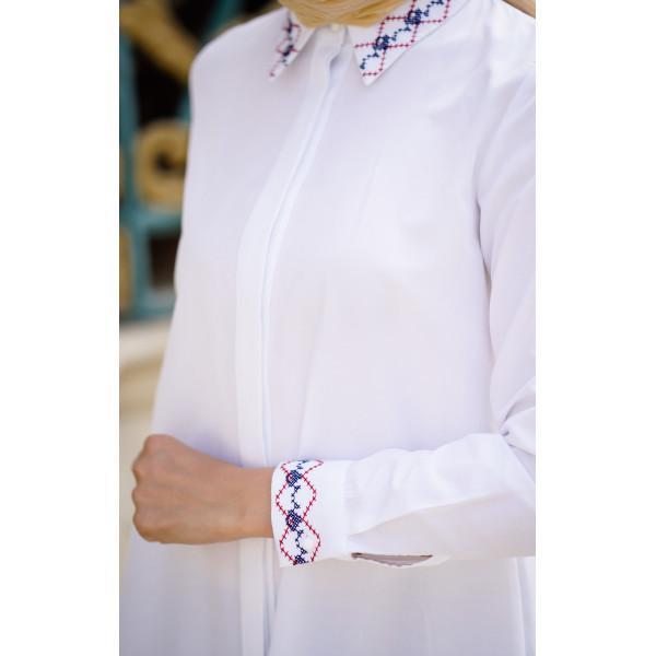 Abaci Modest Tunic 11702 R46 White - Women's Loose Fit Casual Top for Everyday Wear, Work & Church Outfits