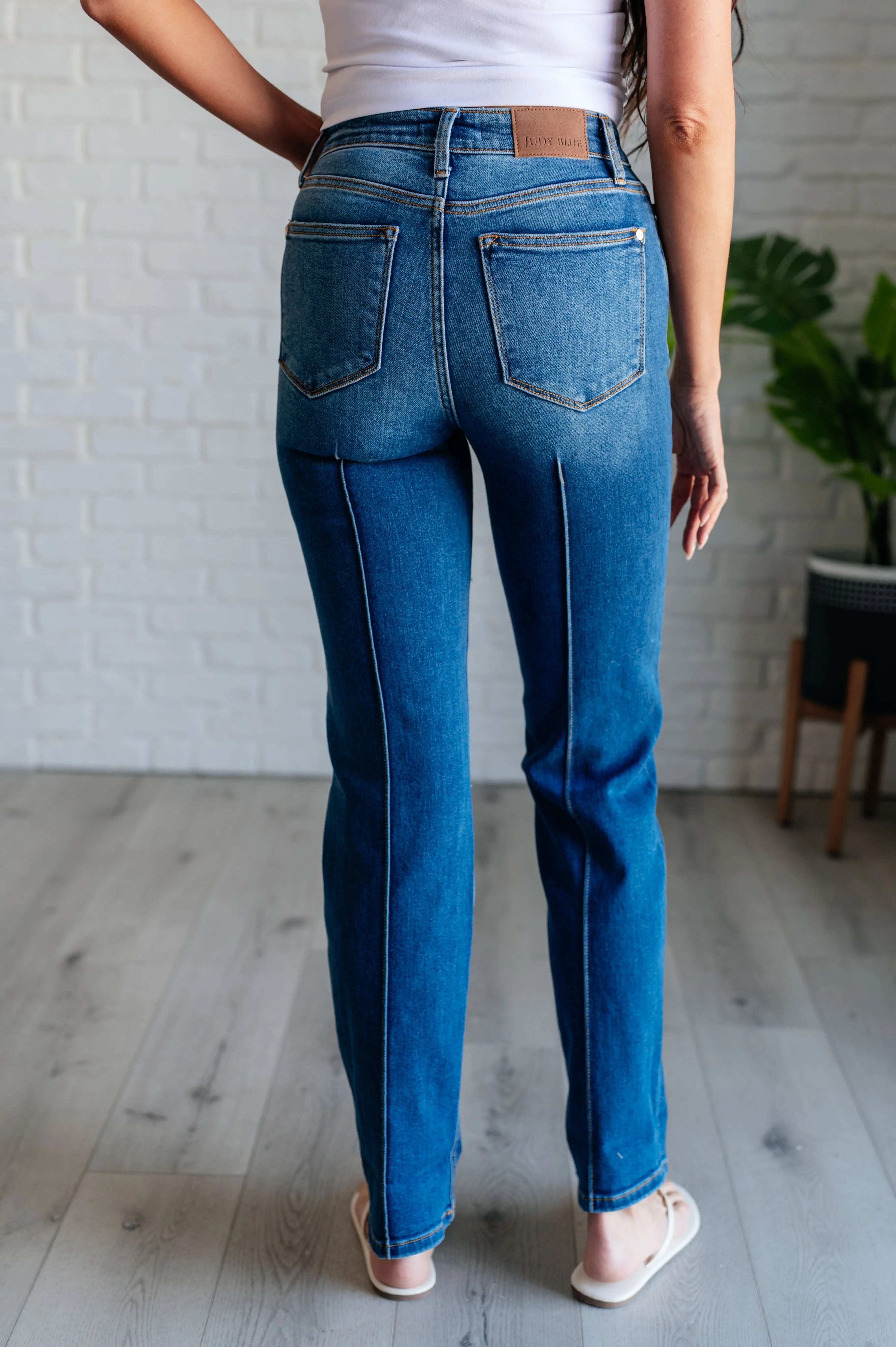 Campbell High Rise Straight Jeans for Women with Center Seam Detail - Slim Fit Denim Pants for Casual Wear, Office & Everyday Outfits