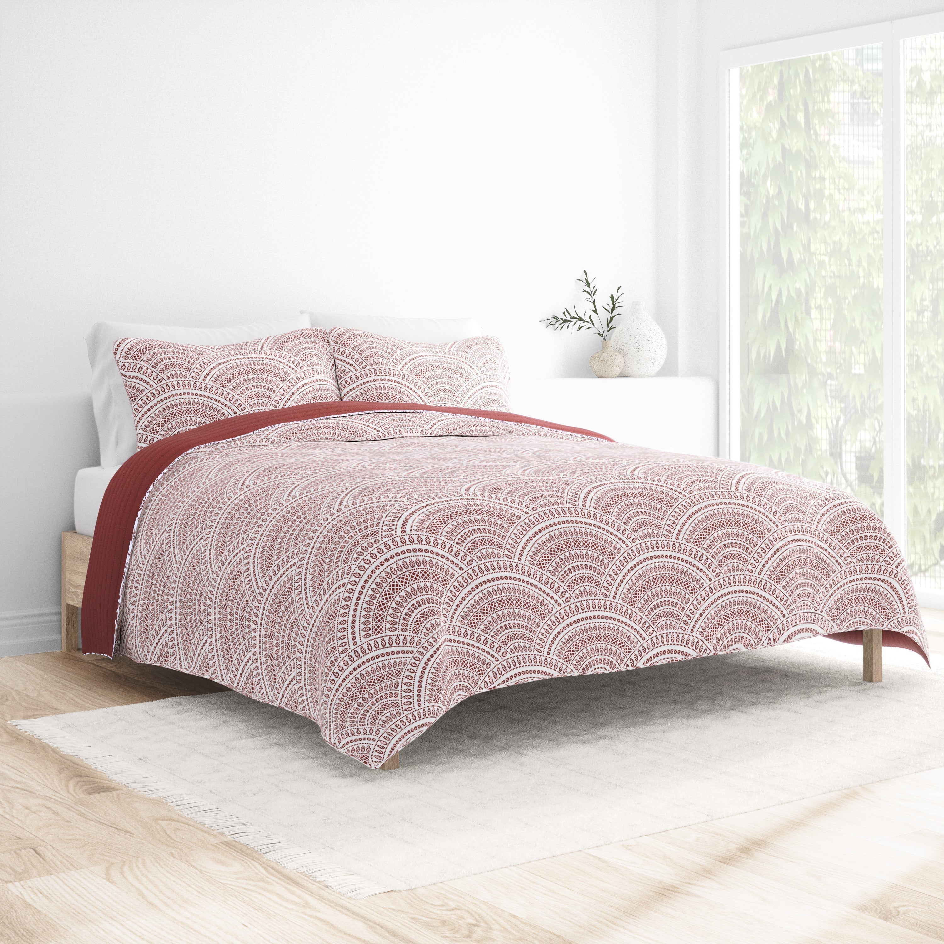 Reversible Quilted Coverlet Set with Scallop Design - Luxury Bedding for Master Bedroom & Guest Room - Perfect for All Seasons Home Decor