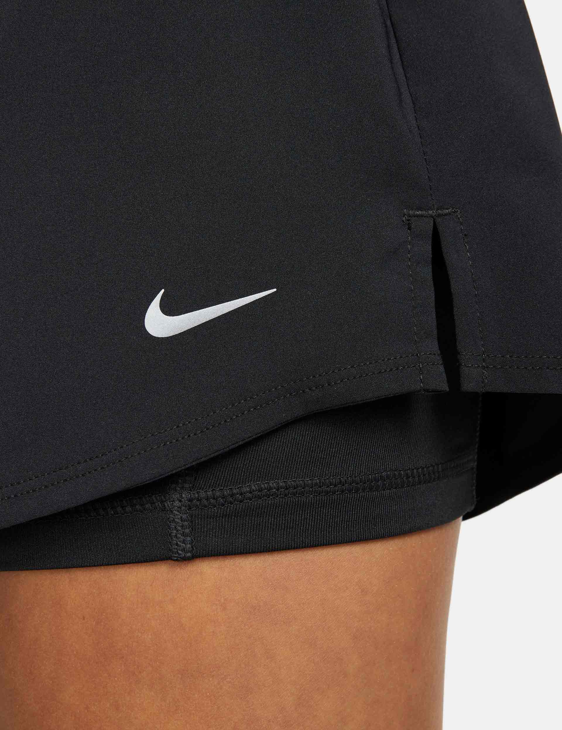 Nike Dri-FIT 2-in-1 Running Shorts for Men - Breathable Workout Shorts with Built-in Liner, Black - Perfect for Gym, Jogging & Outdoor Sports