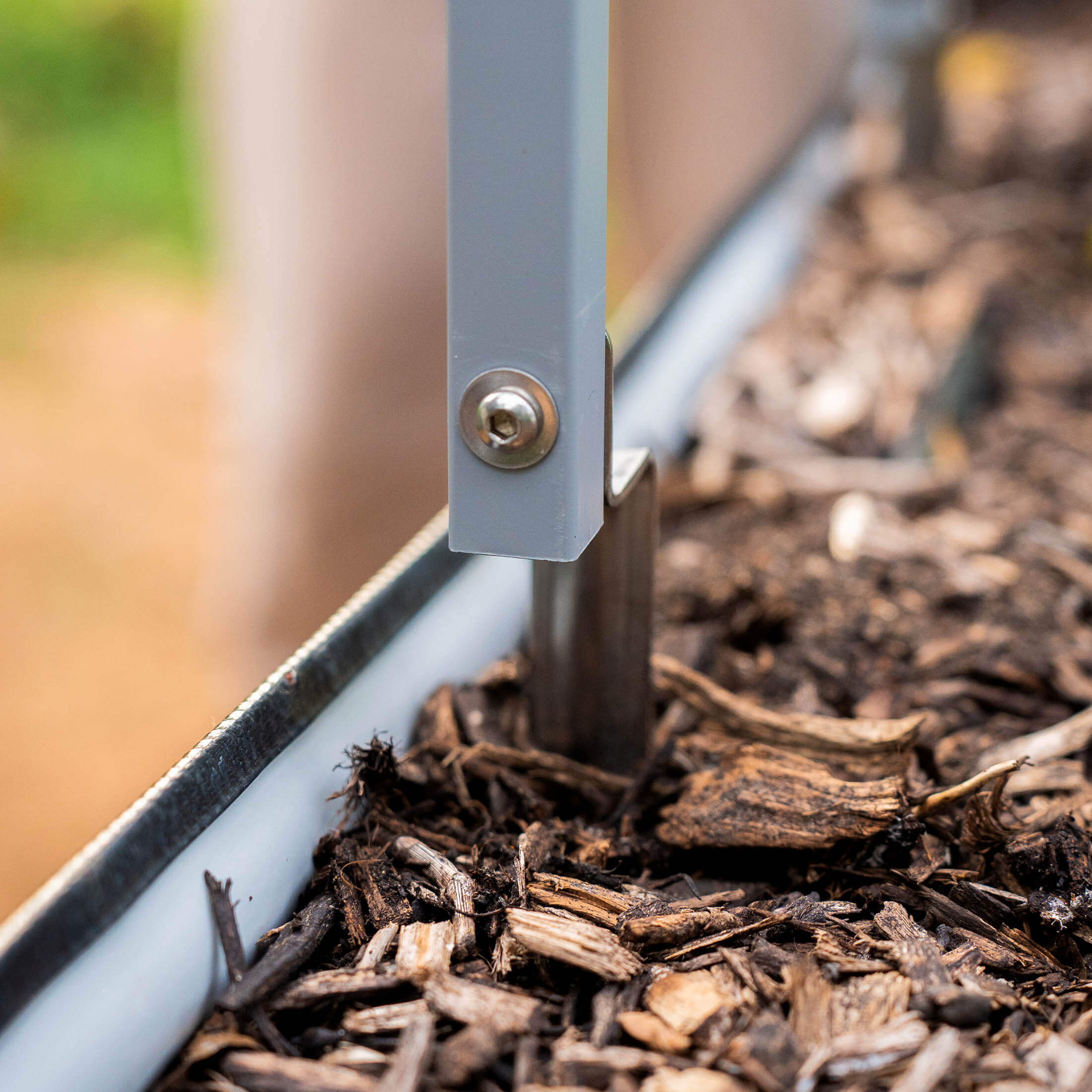 Vego Trellis Anchors - Heavy Duty Garden Plant Support Clips for Vine Plants, Tomatoes, Cucumbers | Perfect for Outdoor Gardening, Backyard Farming, and Greenhouse Use