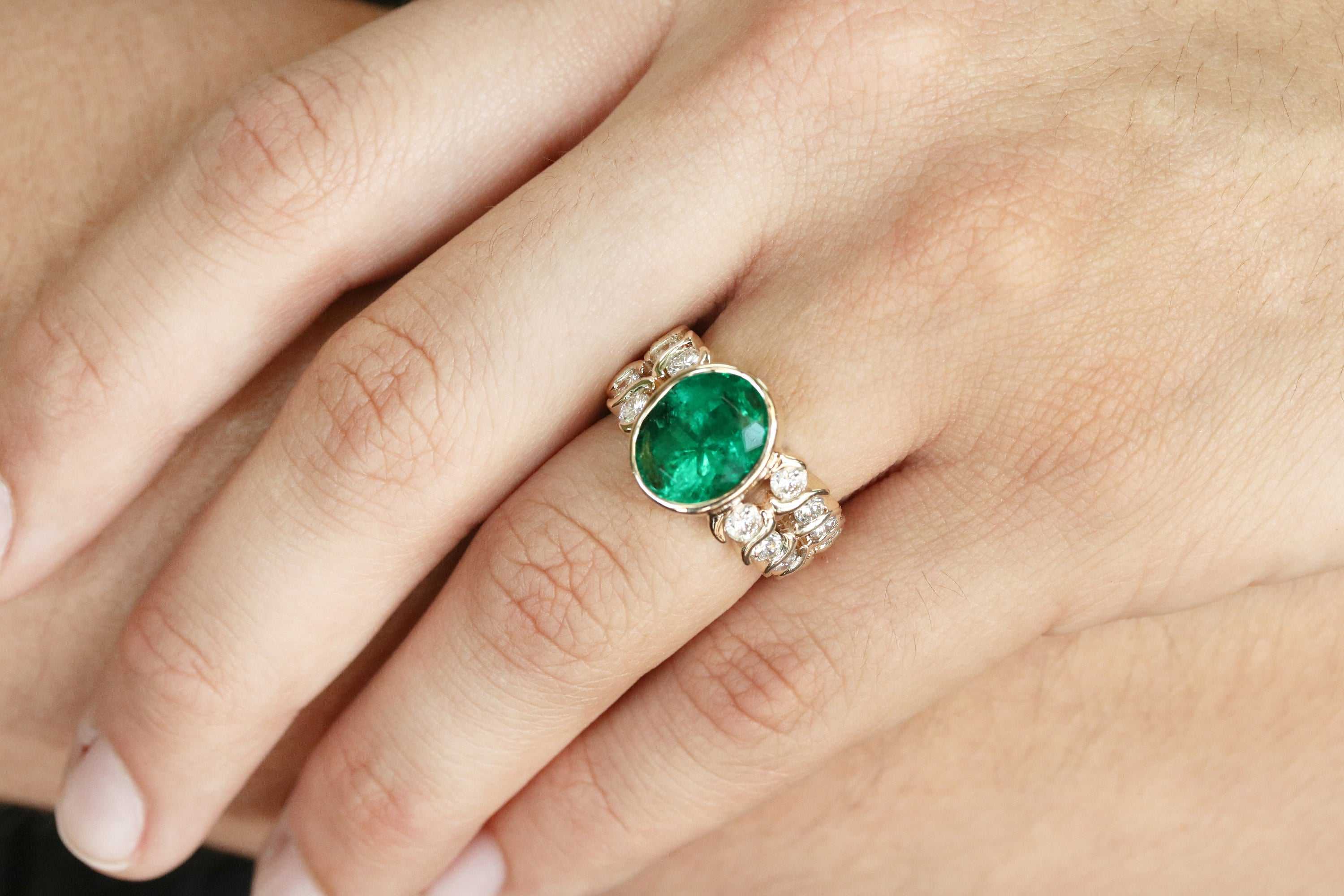 5.80tcw Oval Colombian Emerald & Diamond Statement Ring in 14K Gold - Elegant Bezel Setting for Weddings, Parties & Special Occasions
