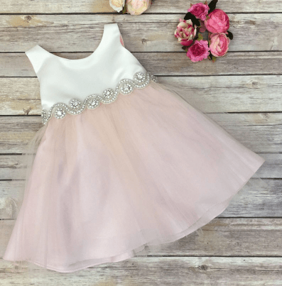 Petite Abigail - Elegant and Comfortable Women's Fashion for Everyday Wear | Perfect for Office, Dating, and Casual Outings