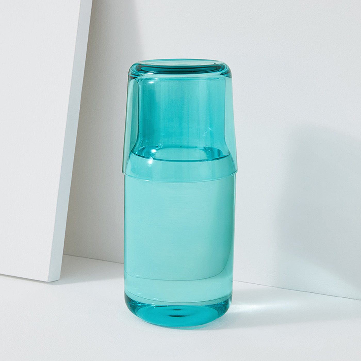 Premium Glass Carafe and Tumbler Set - Elegant Pitcher with 4 Matching Glasses for Water, Juice, Iced Tea - Perfect for Dining, Entertaining & Home Decor