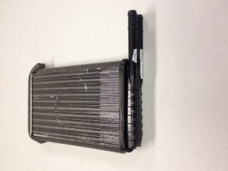 High-Quality International Truck Heater Core Replacement Part - Durable Aluminum & Copper Construction - Compatible with Semi Trucks & Commercial Vehicles - Perfect for Winter Driving & Cold Weather Performance