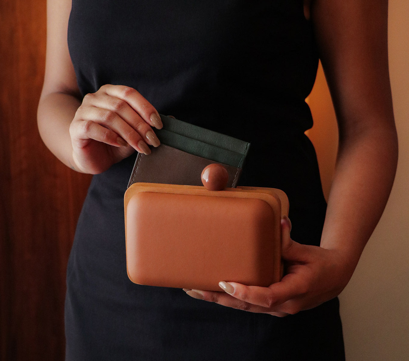 Stylish TOUCH WOOD Clutch Purse for Women - Elegant Wooden Clutch Bag with Magnetic Closure - Perfect for Evening Parties, Weddings & Special Occasions