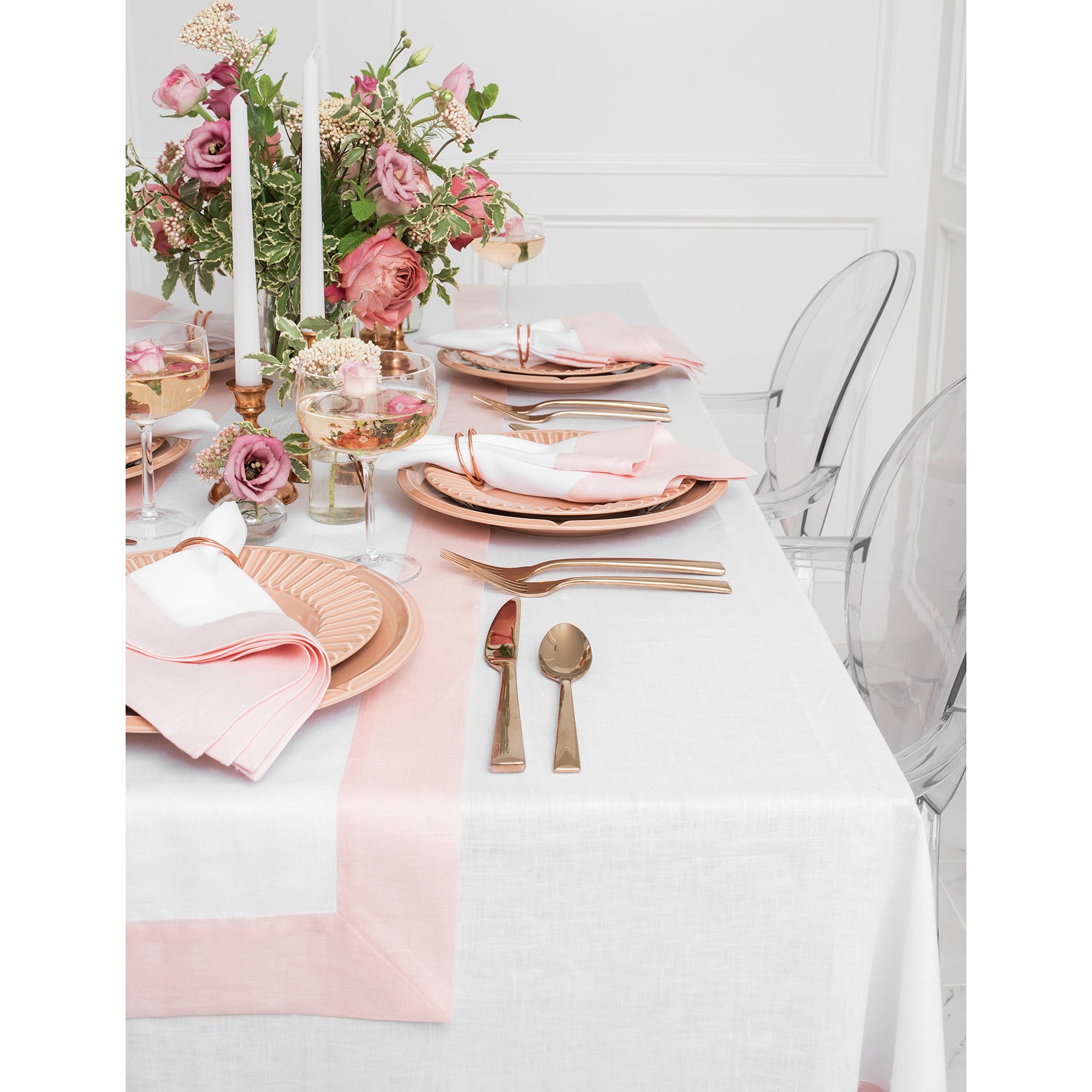 Stylish Contempo Tablecloth - Waterproof & Wrinkle-Free - Perfect for Dining, Parties & Home Decor