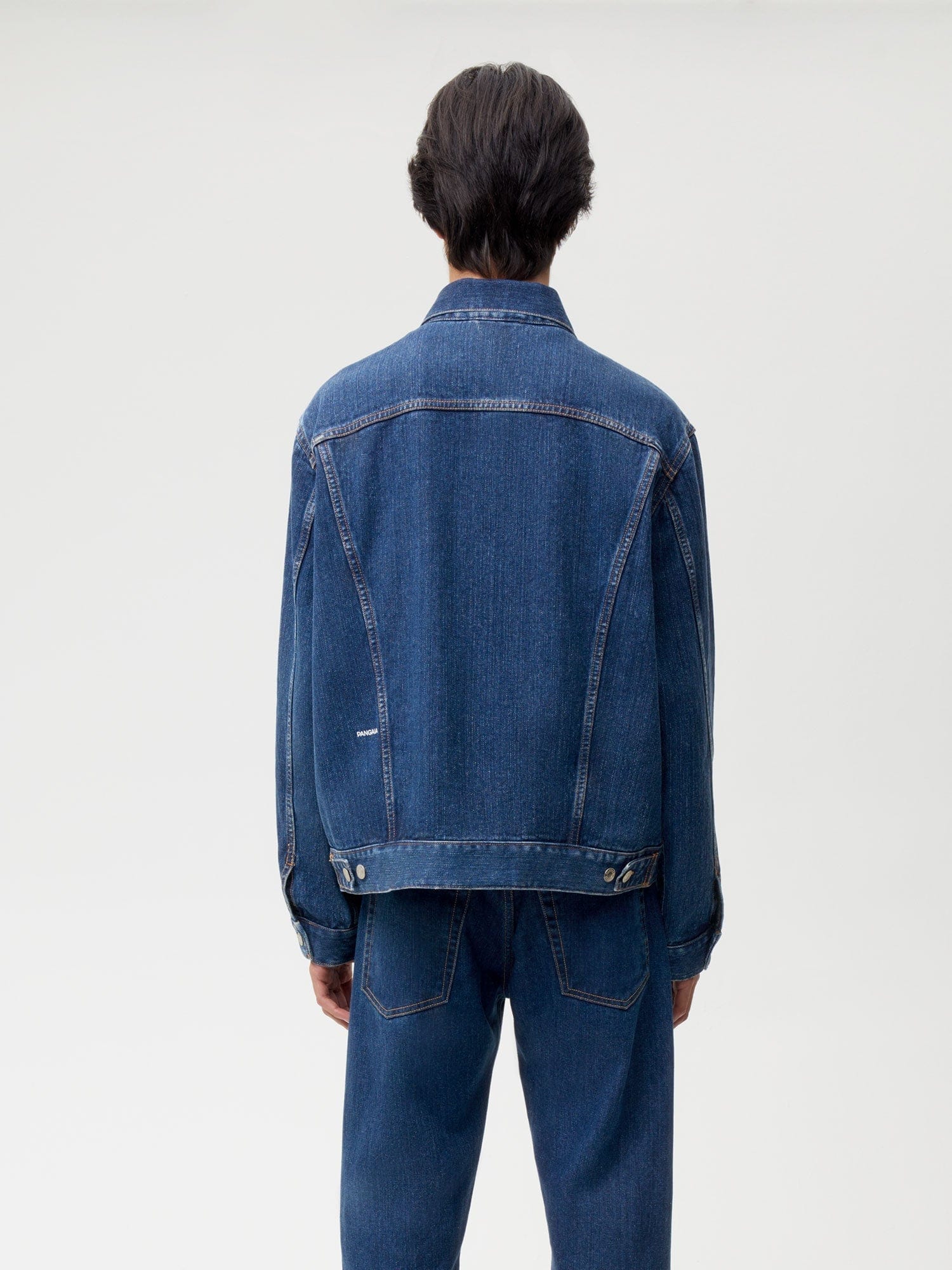 Men's Nettle Denim Jacket - Medium Wash Distressed Vintage Style for Casual Wear & Outdoor Activities