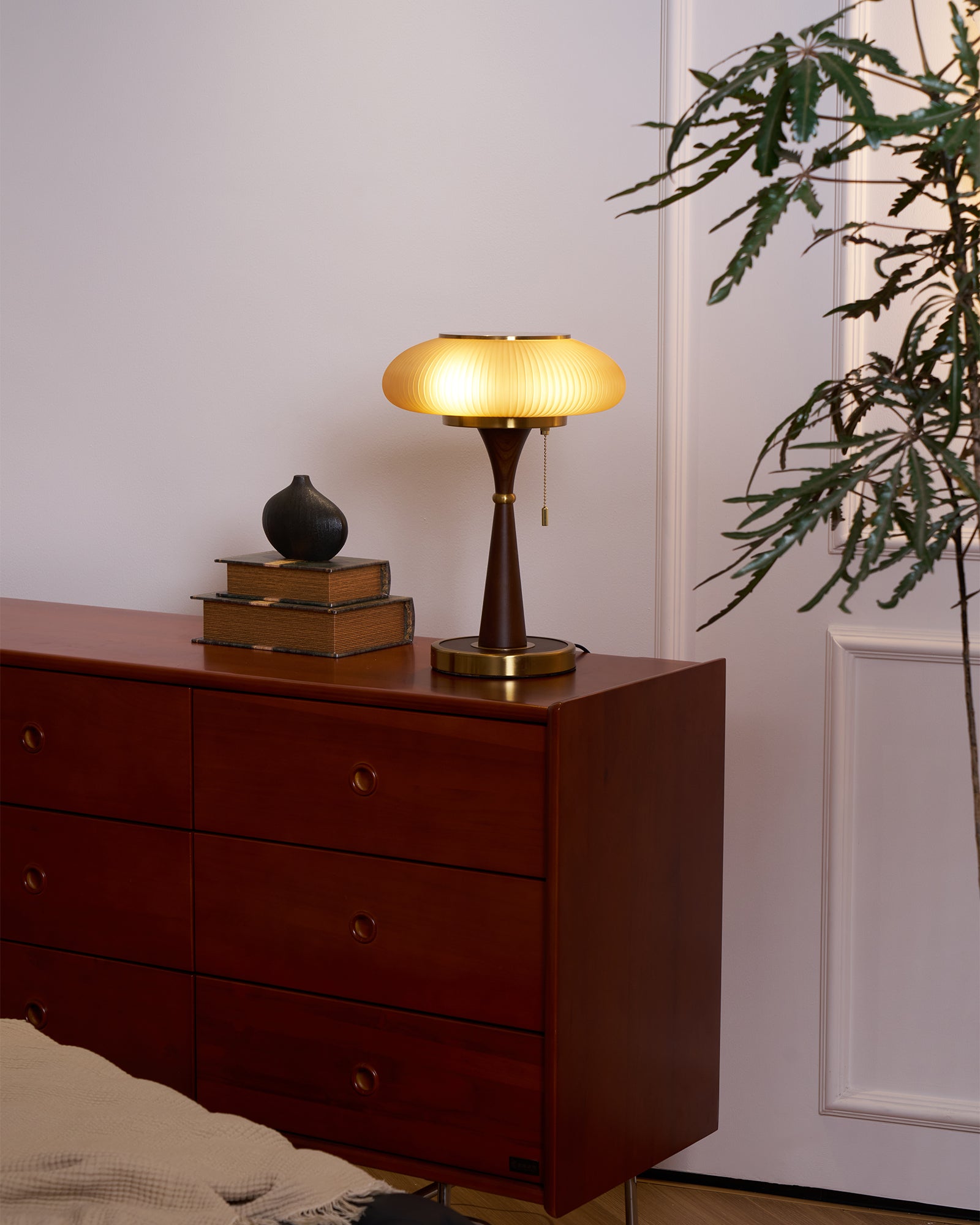 Premium Matsutake Mushroom Table Lamp - Modern LED Night Light for Bedroom, Living Room, and Office Decor - Warm White Ambient Lighting for Relaxation and Reading