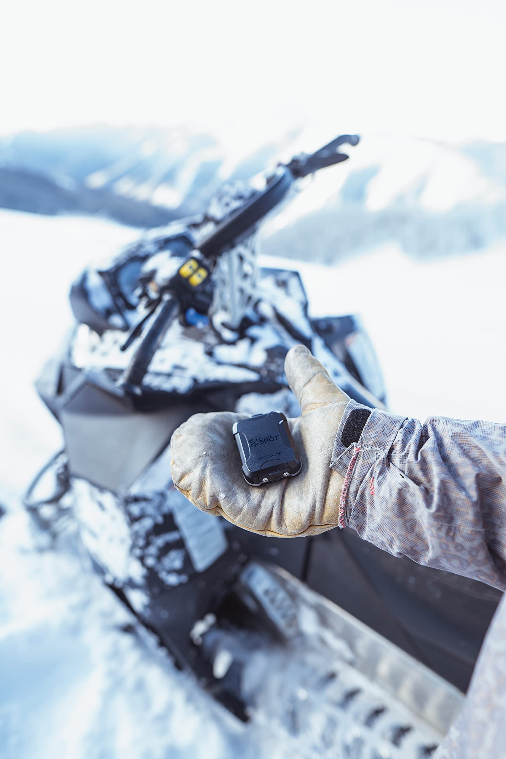 Spot Trace Satellite Tracking Device - Handheld GPS Tracker for Hiking, Camping, Cars, Kids & Outdoor Safety | Global Coverage with Globalstar Network | Perfect for Adventure, Travel & Asset Protection (Subscription Required)
