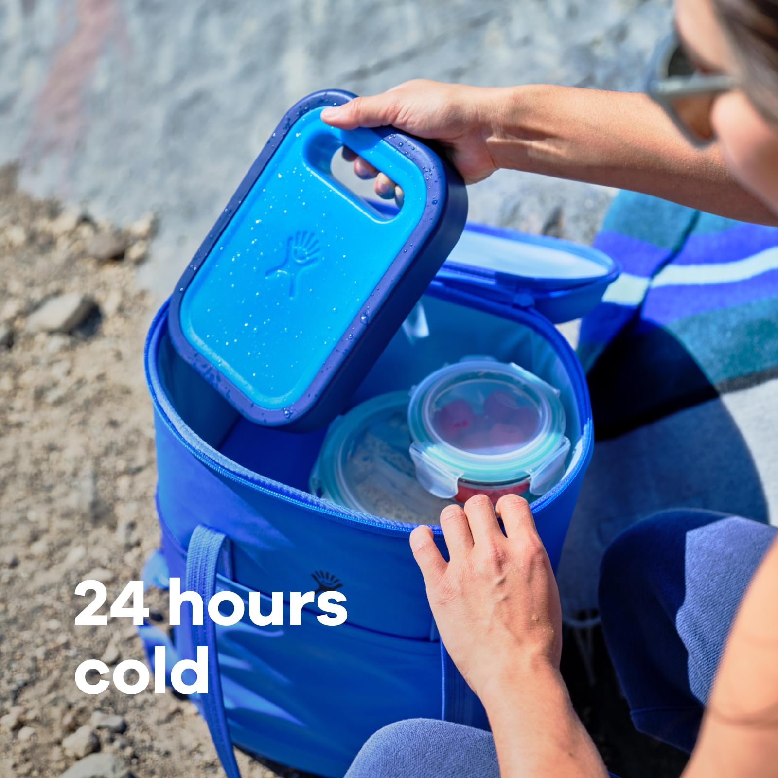 HYDRO FLASK Insulated Cooler Bag - 24-Hour Leakproof Soft Cooler with Zipper for Lunch, Beach, Camping, Work & Travel | Perfect for Picnics, Outdoor Adventures & Daily Commute