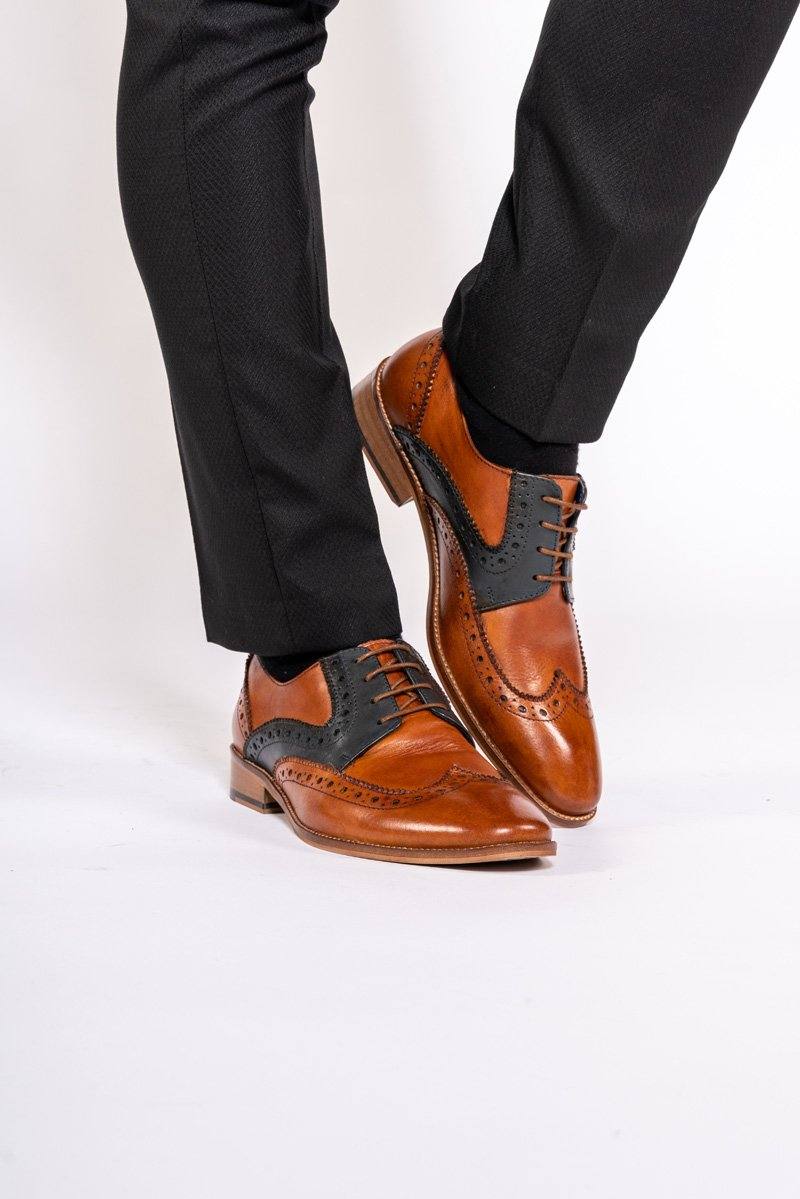 RILEY Tan & Navy Leather Oxford Brogue Shoes - Classic Contrast Wingtip Dress Shoes for Men | Perfect for Business, Weddings & Formal Occasions