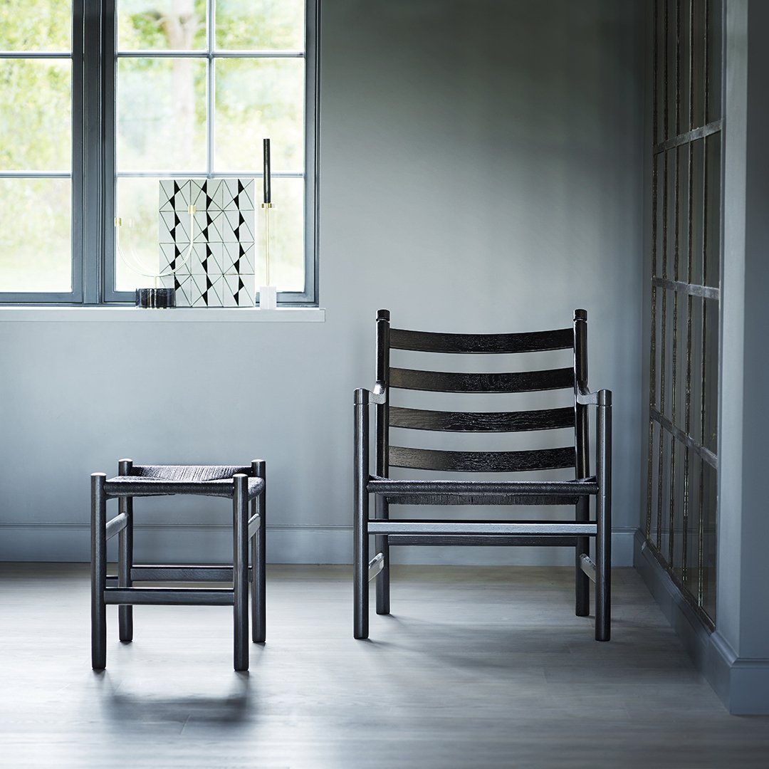 CH44 Ladderback Chair - Solid Wood Dining Chair with Comfortable Cushion Seat - Perfect for Kitchen, Dining Room, and Farmhouse Decor