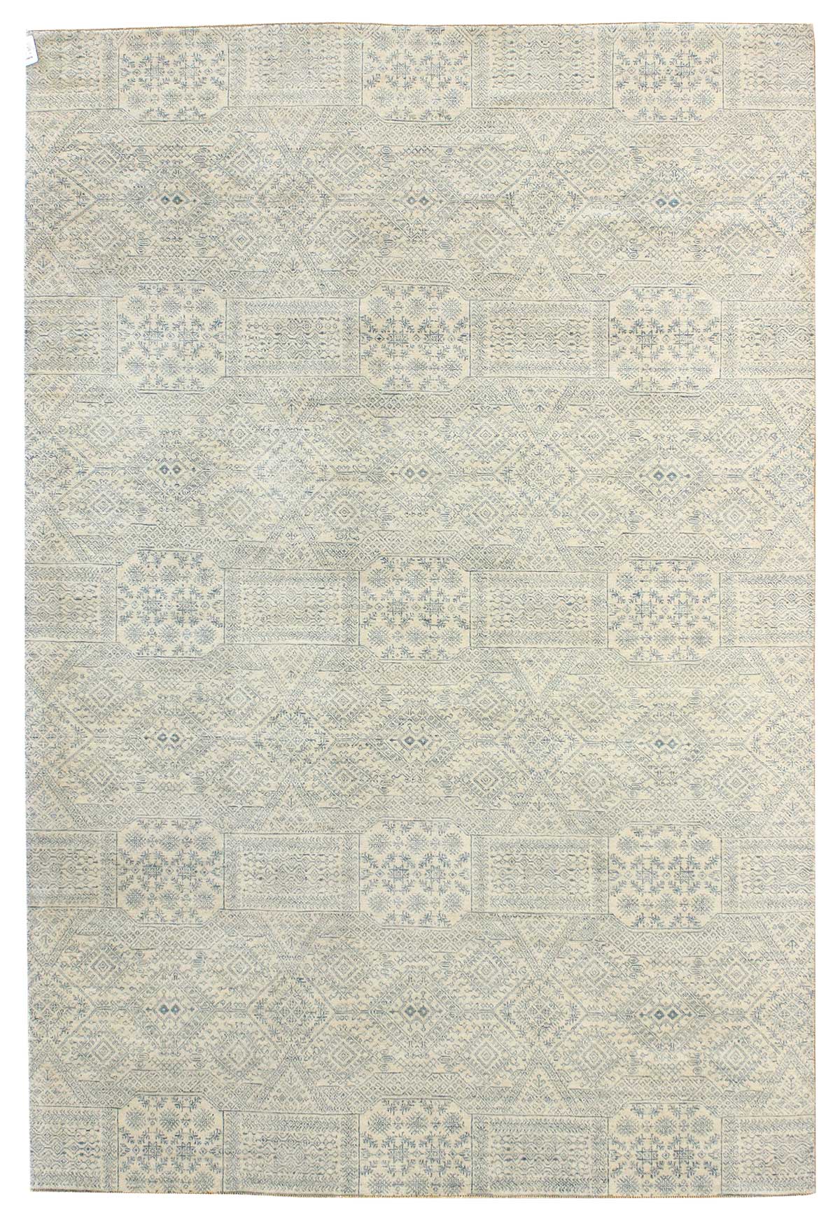 Handwoven Transitional Area Rug - Soft & Durable for Living Room, Bedroom, or Office - J40227