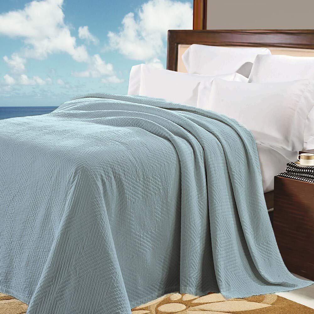 Natural Comfort Matelassé Blanket Coverlet - Queen Size, Grid/Water Blue Design - Soft Bedding for Cozy Nights & Guest Room Decor