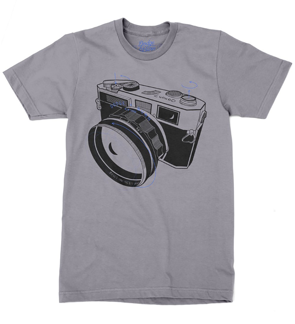 Vintage Dodge & Burn Men's 1961 Rangefinder 'Fast Shooter' Photography T-Shirt - Retro Camera Enthusiast Apparel for Photographers & Film Lovers