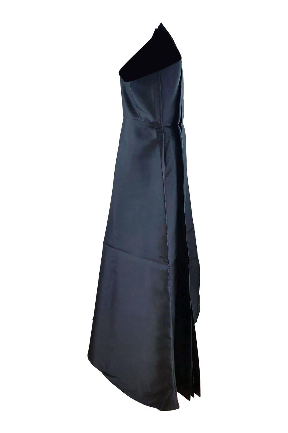EDIT Architectural Pleated Black Satin Maxi Dress for Women - Elegant Formal Evening Gown, Wedding Guest Dress & Special Occasion Outfit (Size M)