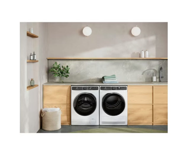 Electrolux EDH803J5WC 8kg Heat Pump Dryer - Energy Efficient, Ultimate Care 500 Series for Large Laundry Loads | Perfect for Homes, Apartments & Laundromats