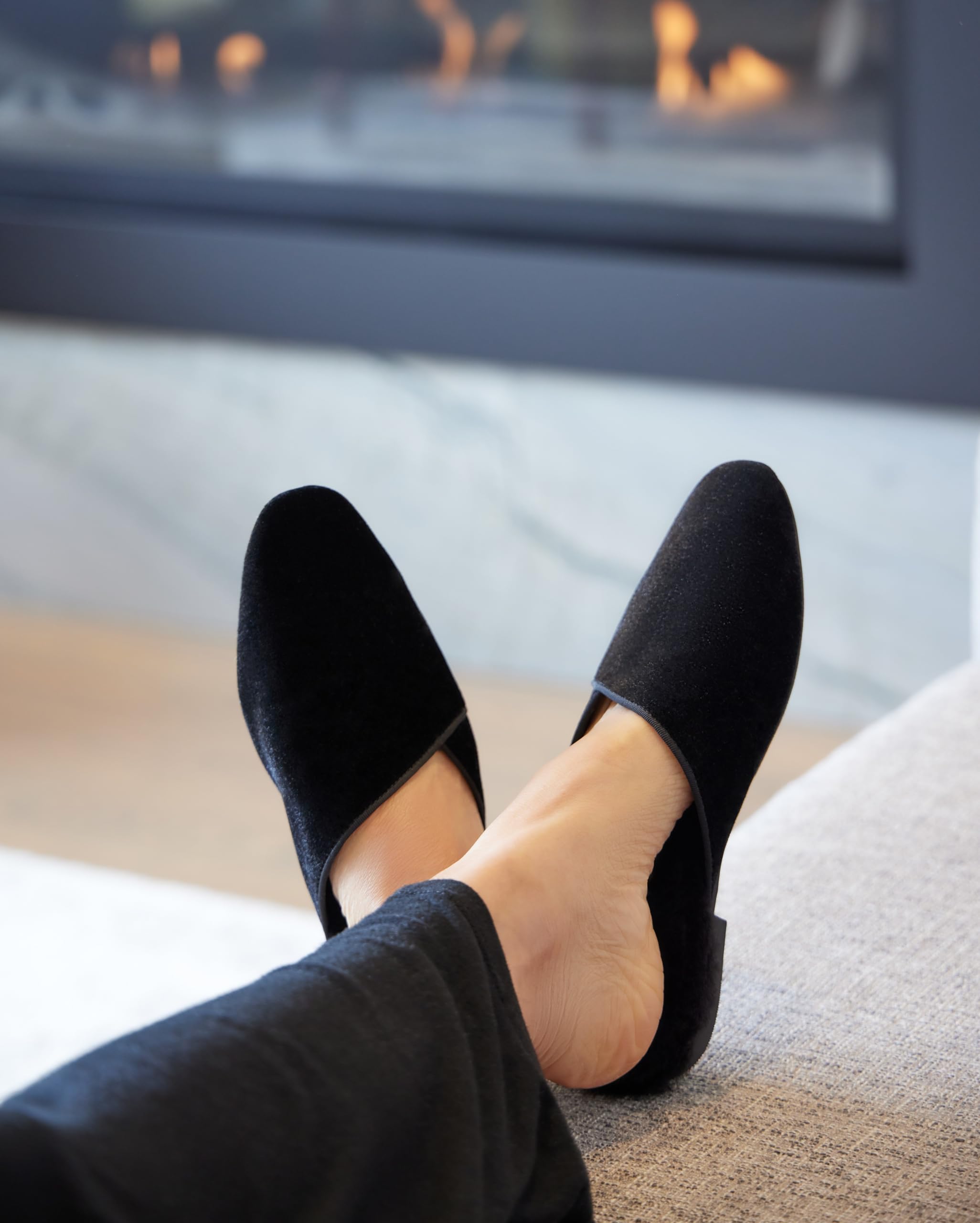 Women's Cozy House Slippers with Memory Foam & Arch Support - Soft Faux Fur Indoor/Outdoor Slippers with Anti-Slip Sole - Machine Washable Comfort Slippers for Home, Office, and Travel Use
