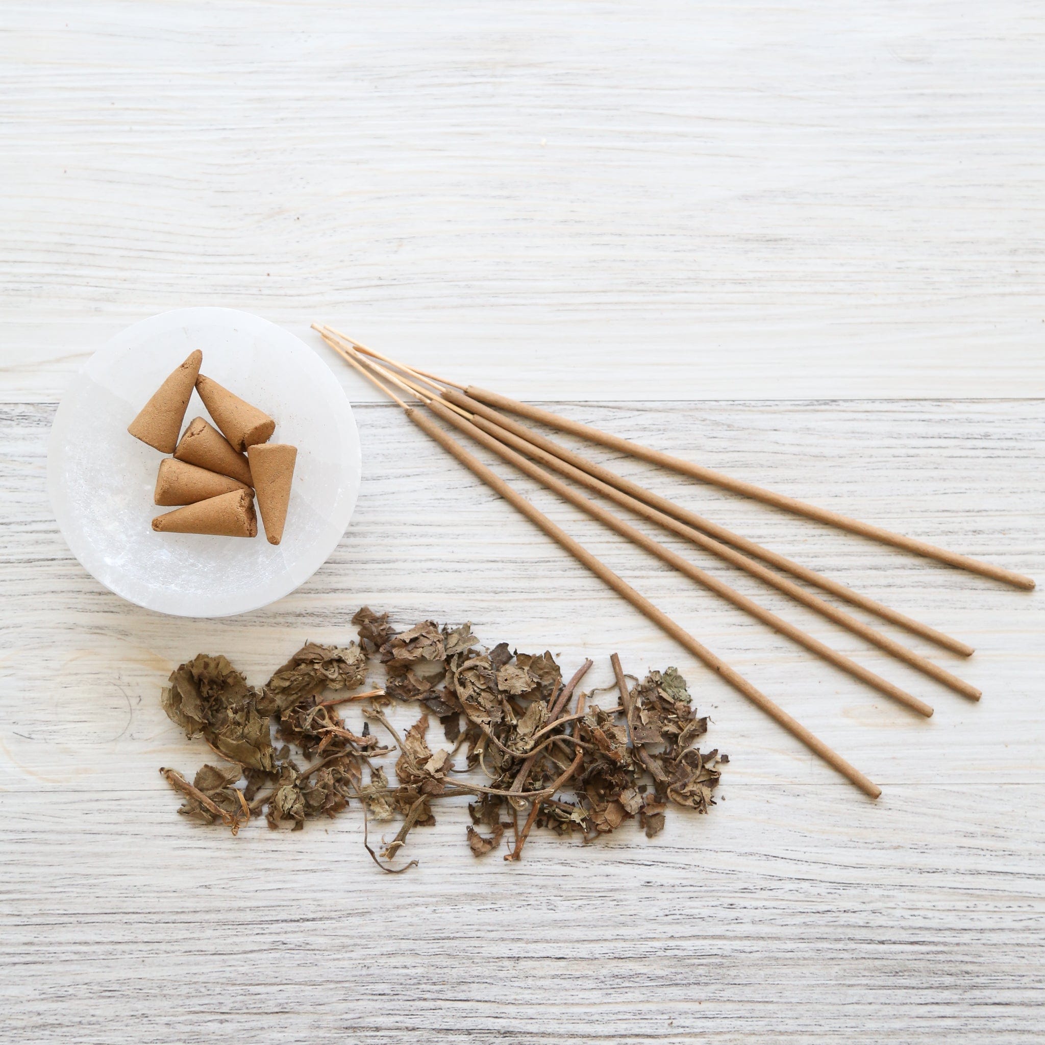 Organic Patchouli Incense Sticks for Aromatherapy, Meditation & Relaxation – Natural Grounding Scent for Yoga, Home & Spiritual Practices