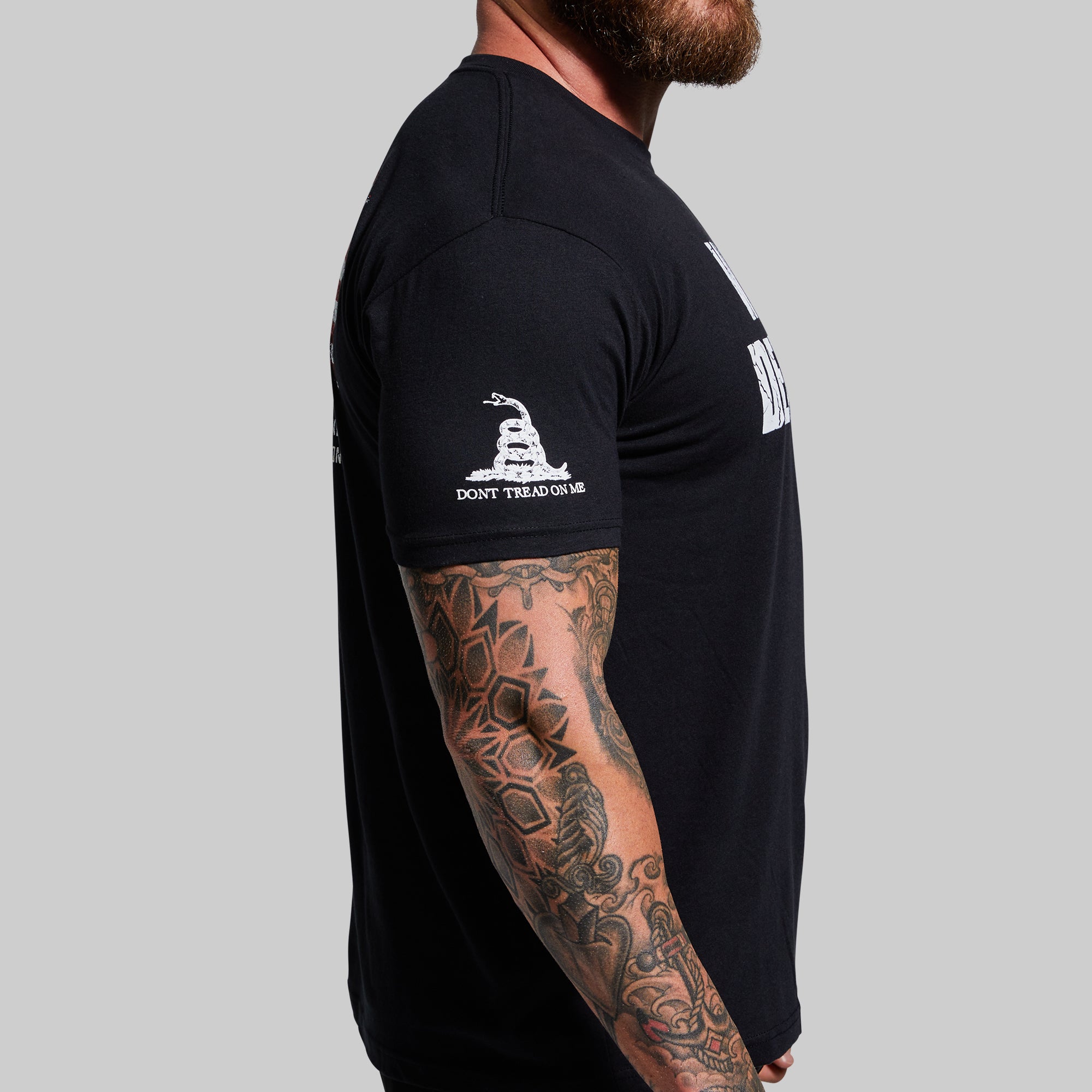 Worth Defending T-Shirt for Men & Women - Premium Black Cotton Tee - Casual Streetwear & Everyday Comfort