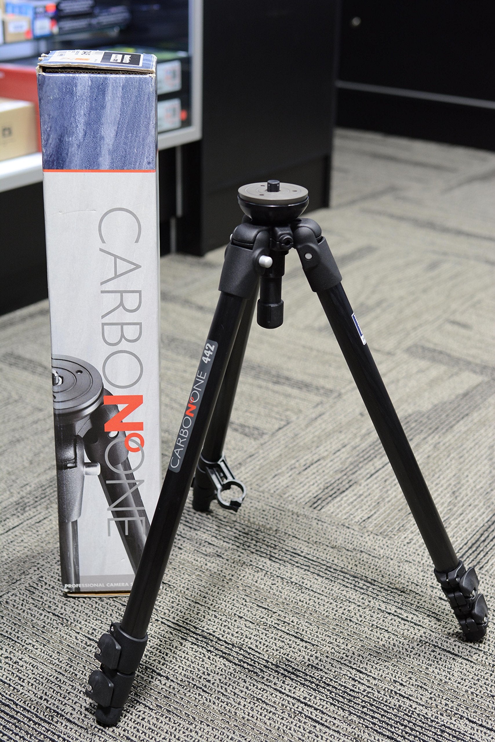Manfrotto 442L Bogen 3445 Carbon ONE Professional Video Tripod - Lightweight Carbon Fiber for DSLR & Camcorders - Perfect for Outdoor Filming, Travel Vlogging & Studio Photography