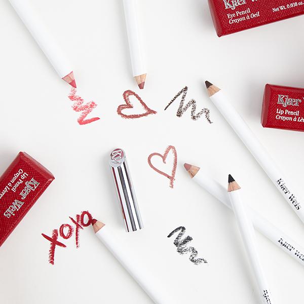 Kjaer Weis Lip Pencil - Natural & Organic Lip Liner for Long-Lasting Definition | Perfect for Everyday Wear, Special Occasions & Makeup Looks