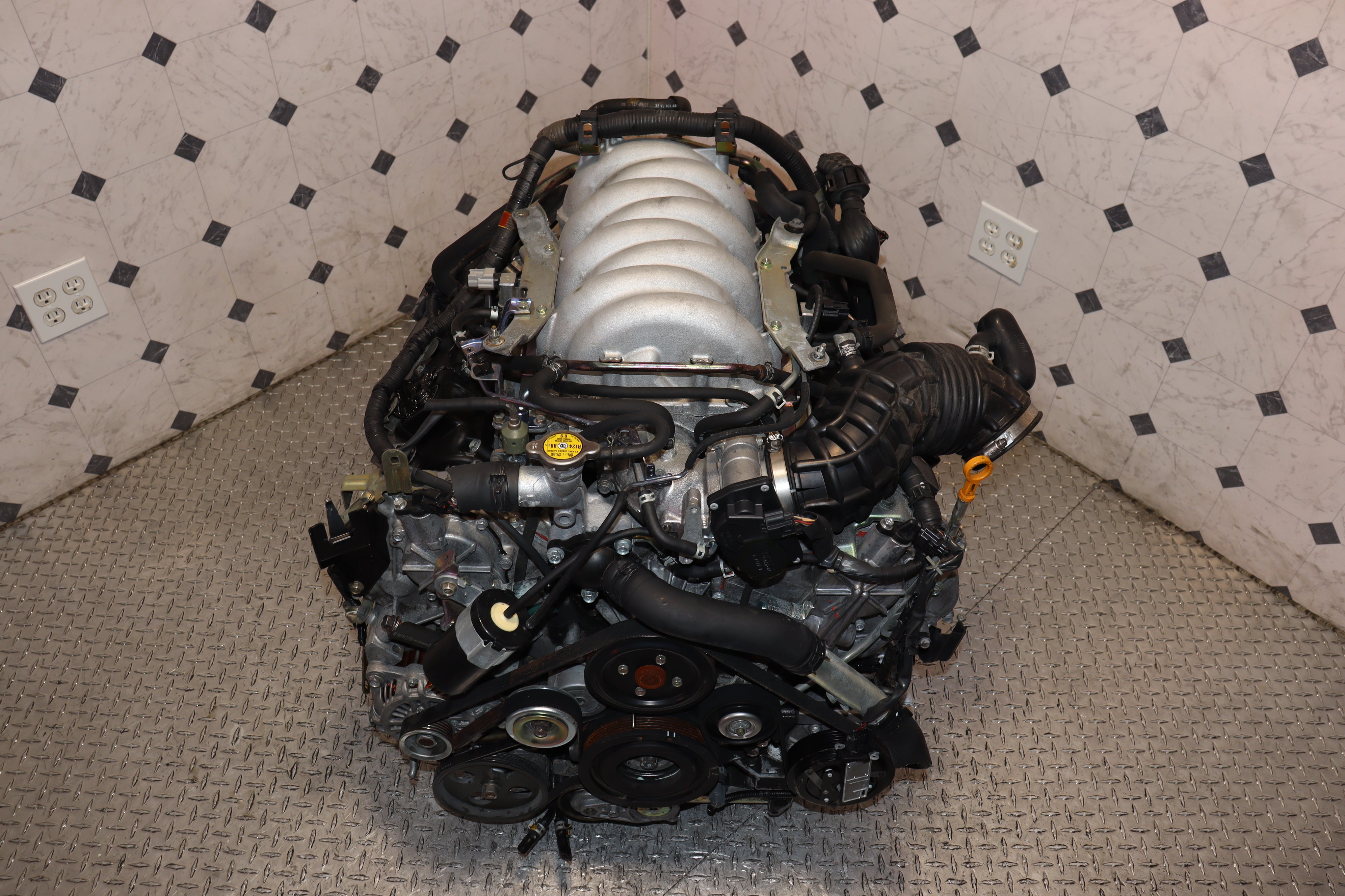 JDM Infiniti FX45 M45 4.5L V8 VK45DE Engine (2006-2010) - Replacement Engine for Infiniti FX45 & M45 Models - Perfect for Performance Upgrades & Engine Replacement Projects