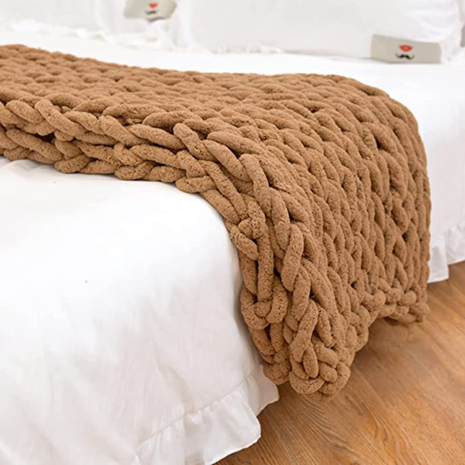 LIERITIYU Chunky Knit Blanket 59x79in (150x200cm) - Soft Chenille Yarn, Machine Washable, Handmade Cable Knit Throw for Couch, Bed & Sofa - Cozy Winter Blanket for Home, Office & Gift Giving (Brown)
