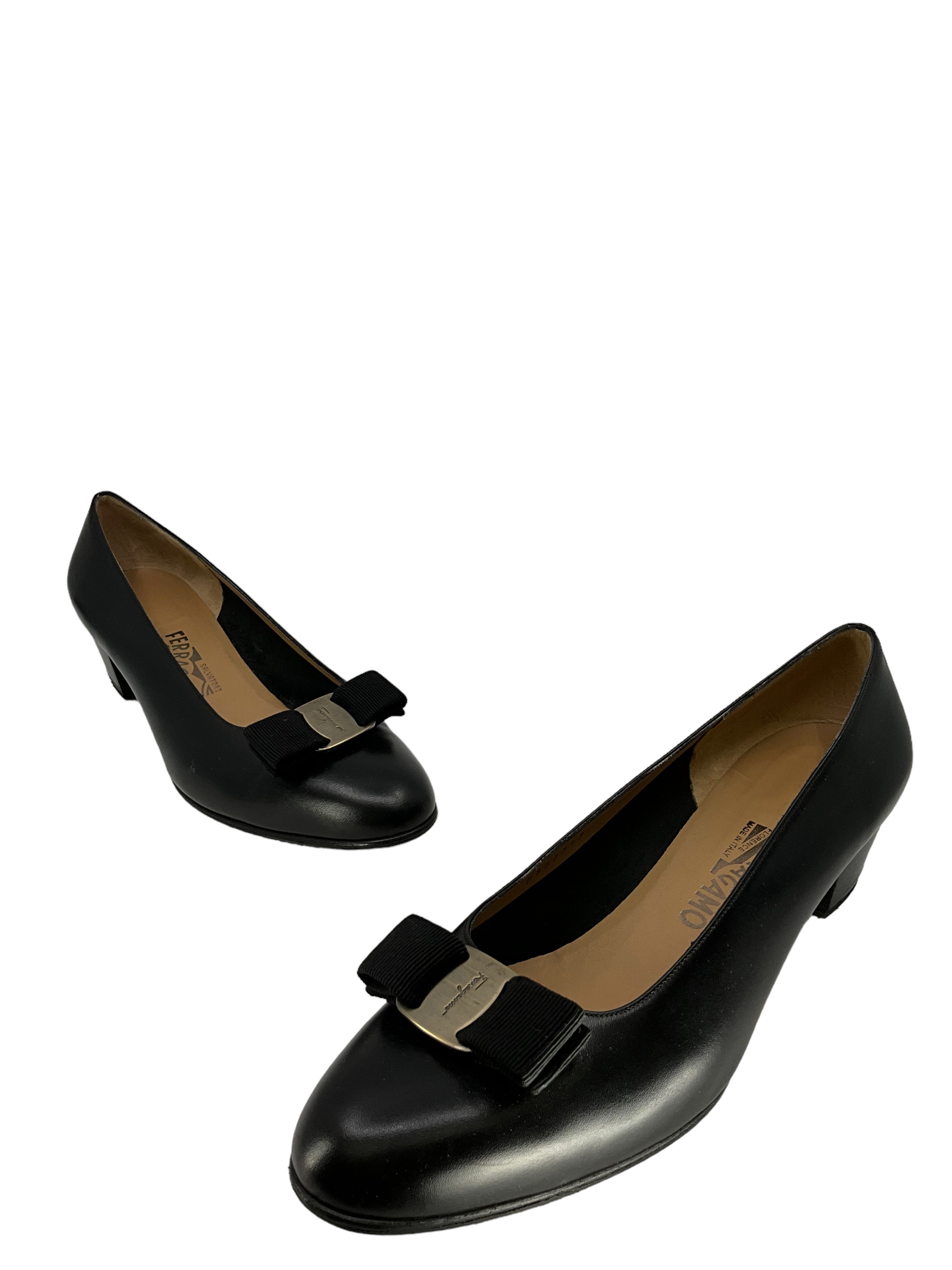 Salvatore Ferragamo Women's Black Leather Bow Tie Pumps - Size 9.5 US | Classic Pointed Toe Heels for Work, Party & Formal Occasions