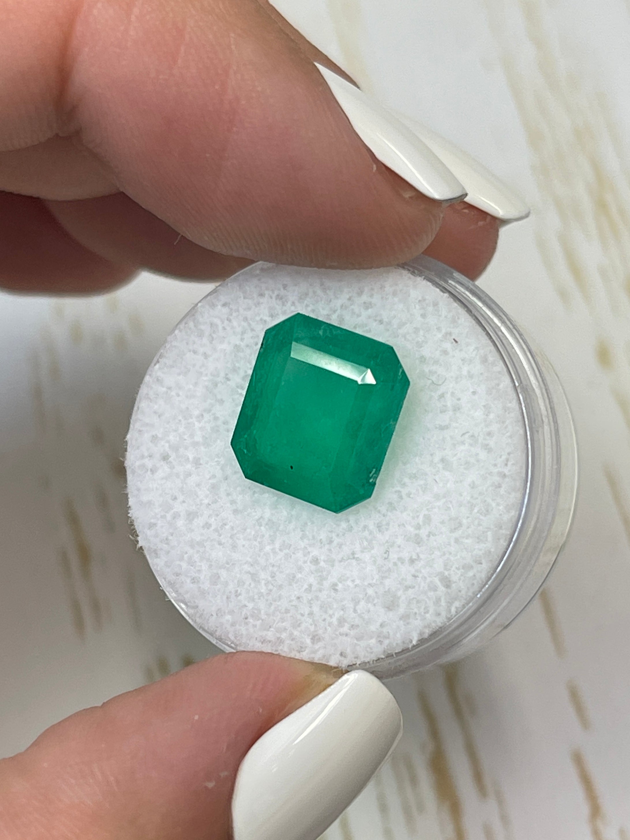 4.56 Carat Natural Loose Colombian Emerald Gemstone - 11.5x10.5mm Emerald Cut for Jewelry Making, Engagement Rings & Luxury Gifts
